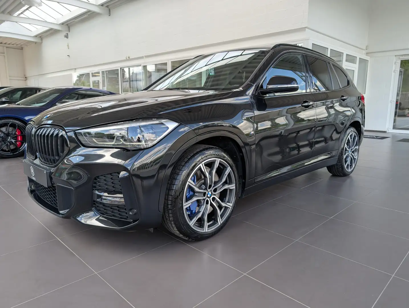 BMW X1 2.0 dA xDrive ** GARANTIE + PACK M + LED + GPS ** Negro - 1