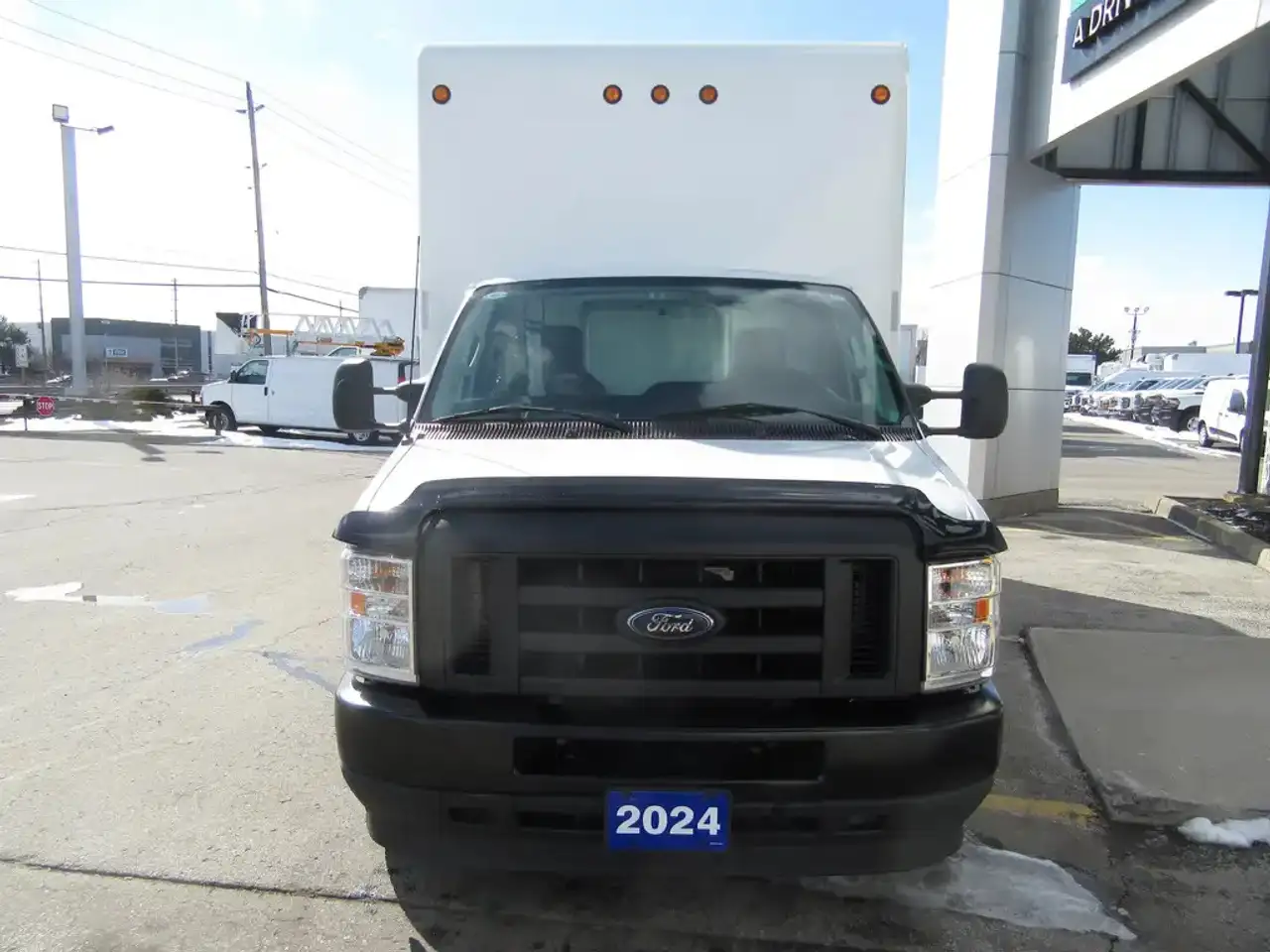 Ford E-350 fotografie Ford E-350