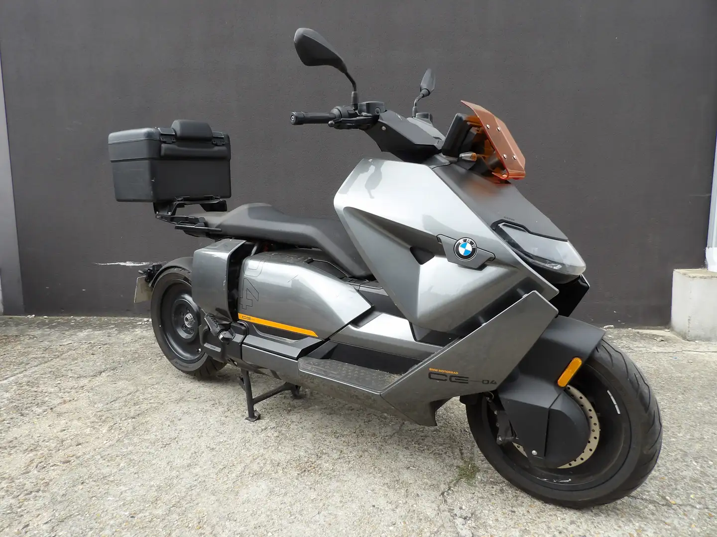 BMW CE 04 Gris - 2