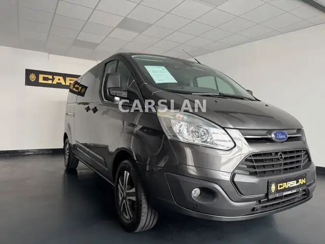 Ford Transit Custom view 5