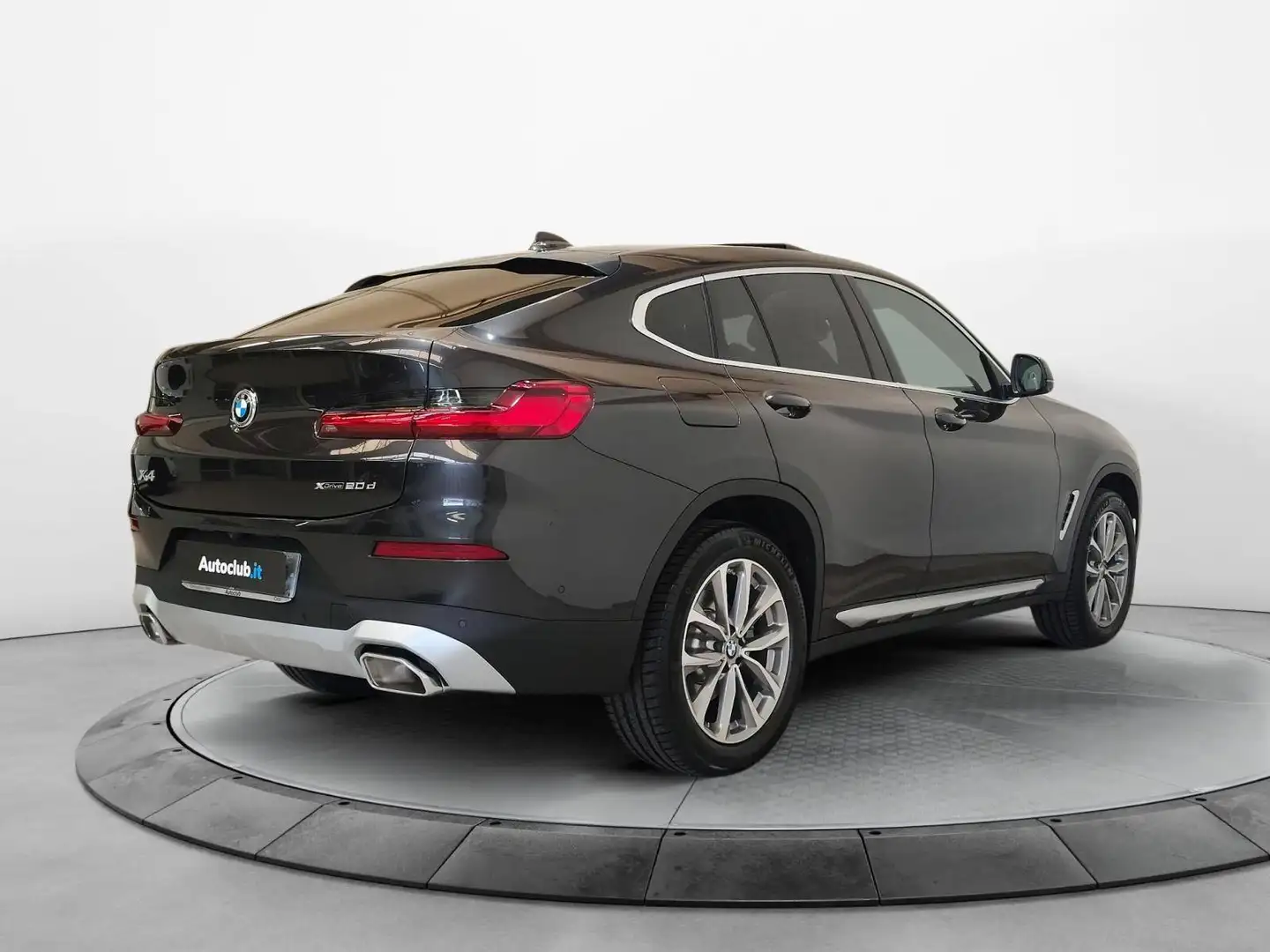 BMW X4 xDrive20d 48V Grijs - 2
