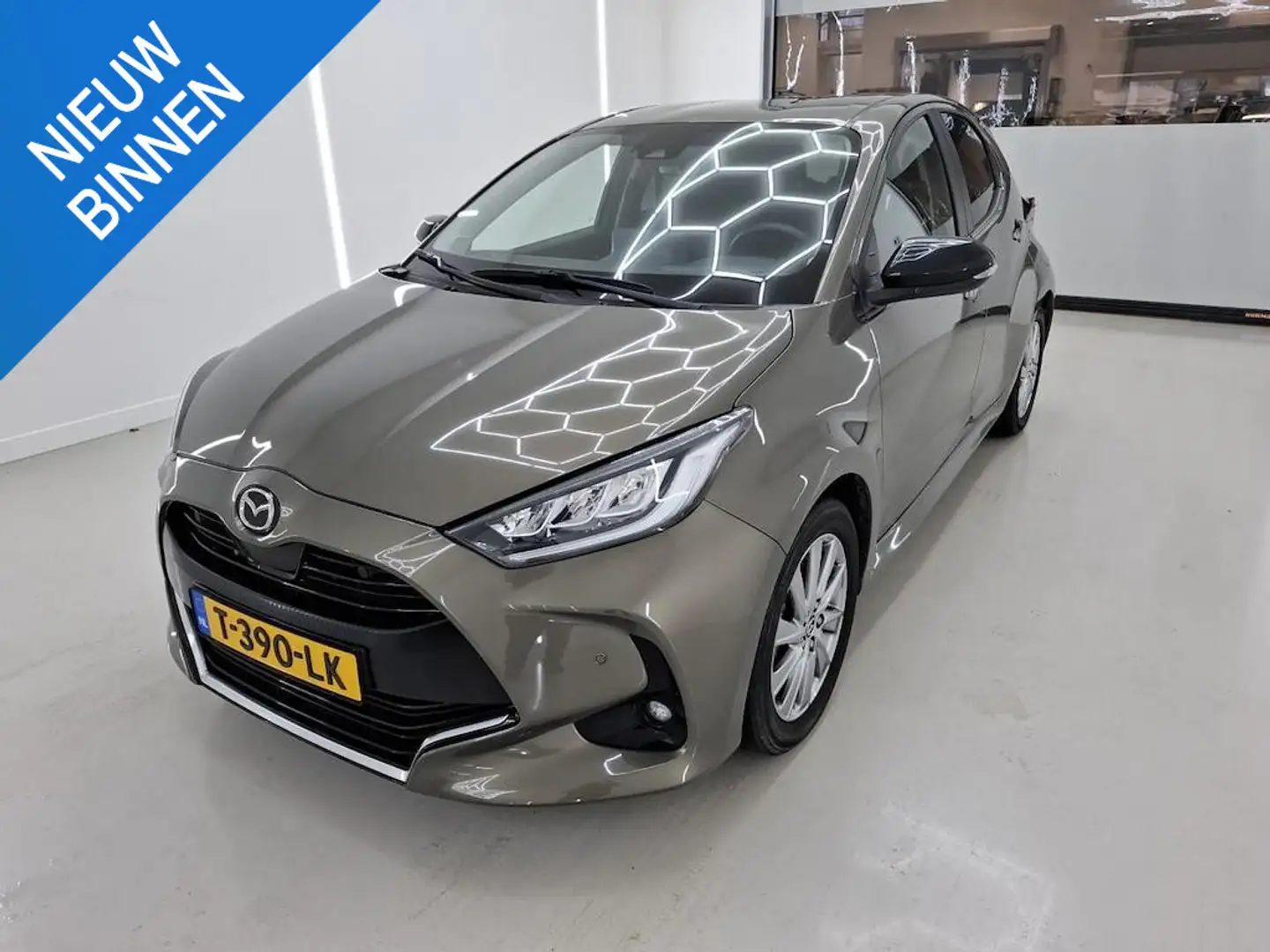 Mazda 2 HYBRID 1.5 SELECT I AUTOMAAT I APPLE CARPLAY I P-C Verde - 1