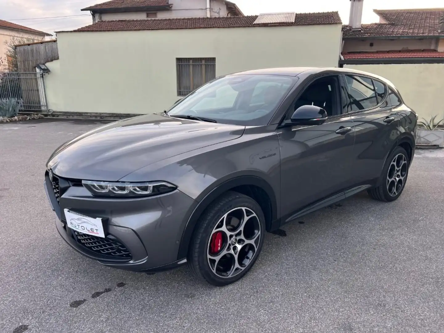 Alfa Romeo Tonale 1.3 280 CV Plug-in Hybrid AT6 Q4 Veloce Grigio - 2