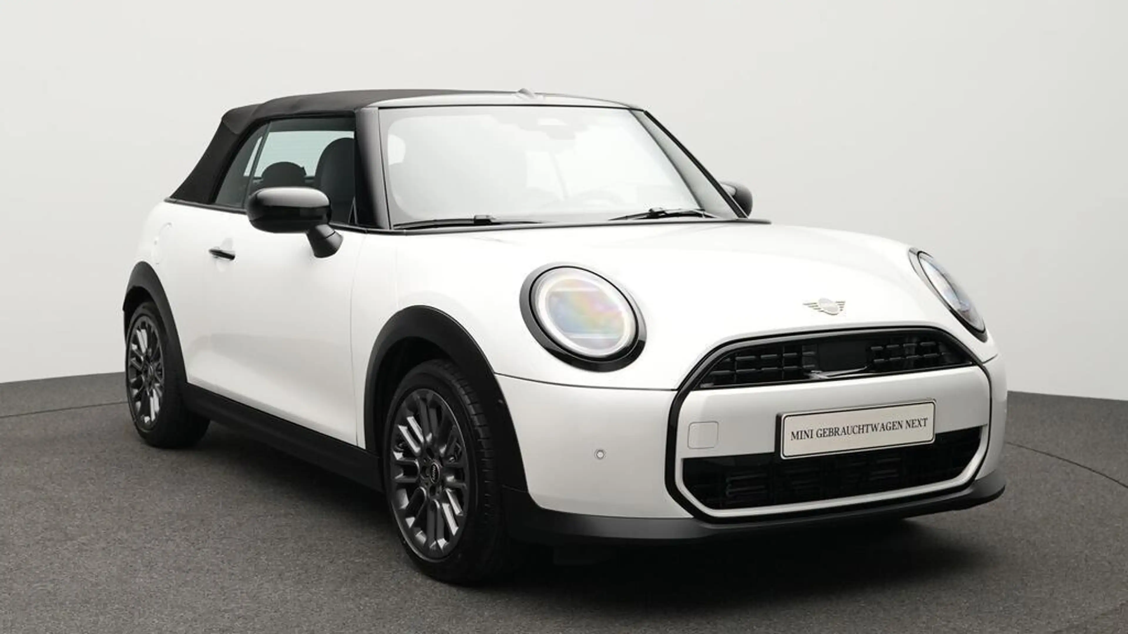 MINI Cooper C Cabrio Classic Trim — photo 15