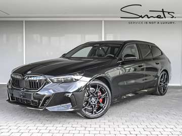 xDrive40 Touring M Edition - M Sport Pack Pro