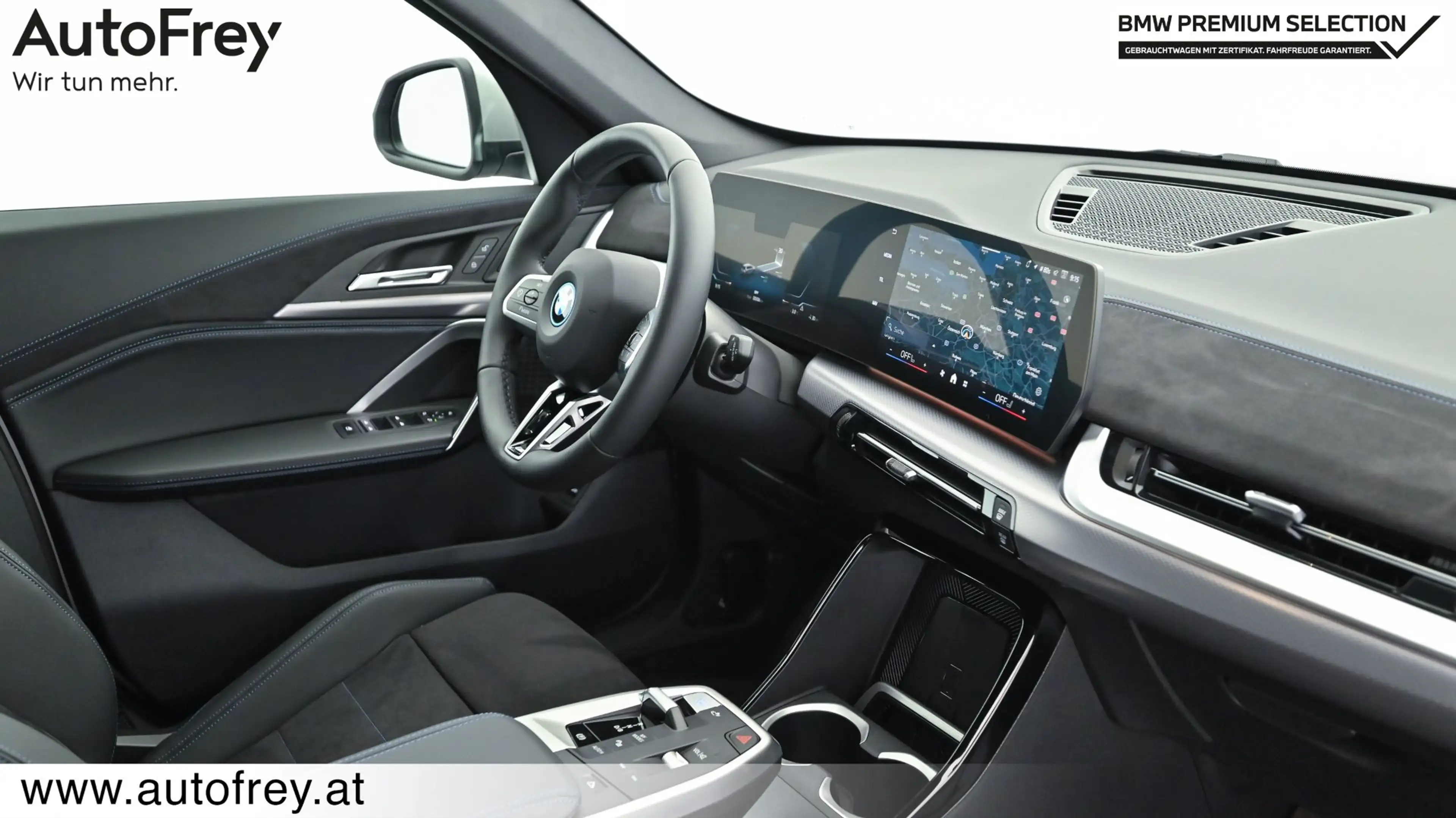 BMW iX1 xDrive30 — photo 15