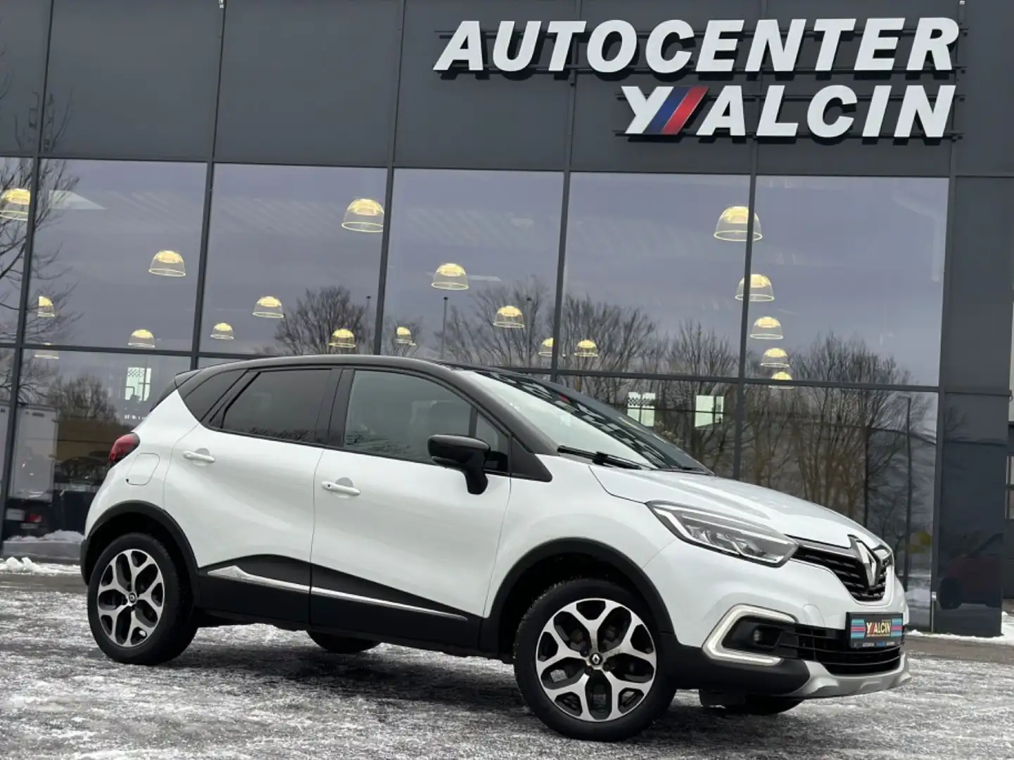 Renault Captur ENERGY TCe 120 Crossborder S-HE/R-CAM/NAV Weiß - 1