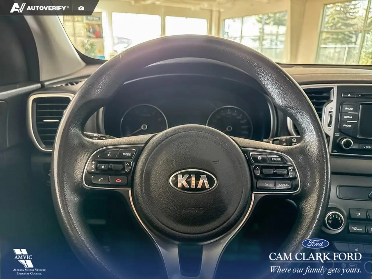 Kia Sportage снимка Kia Sportage