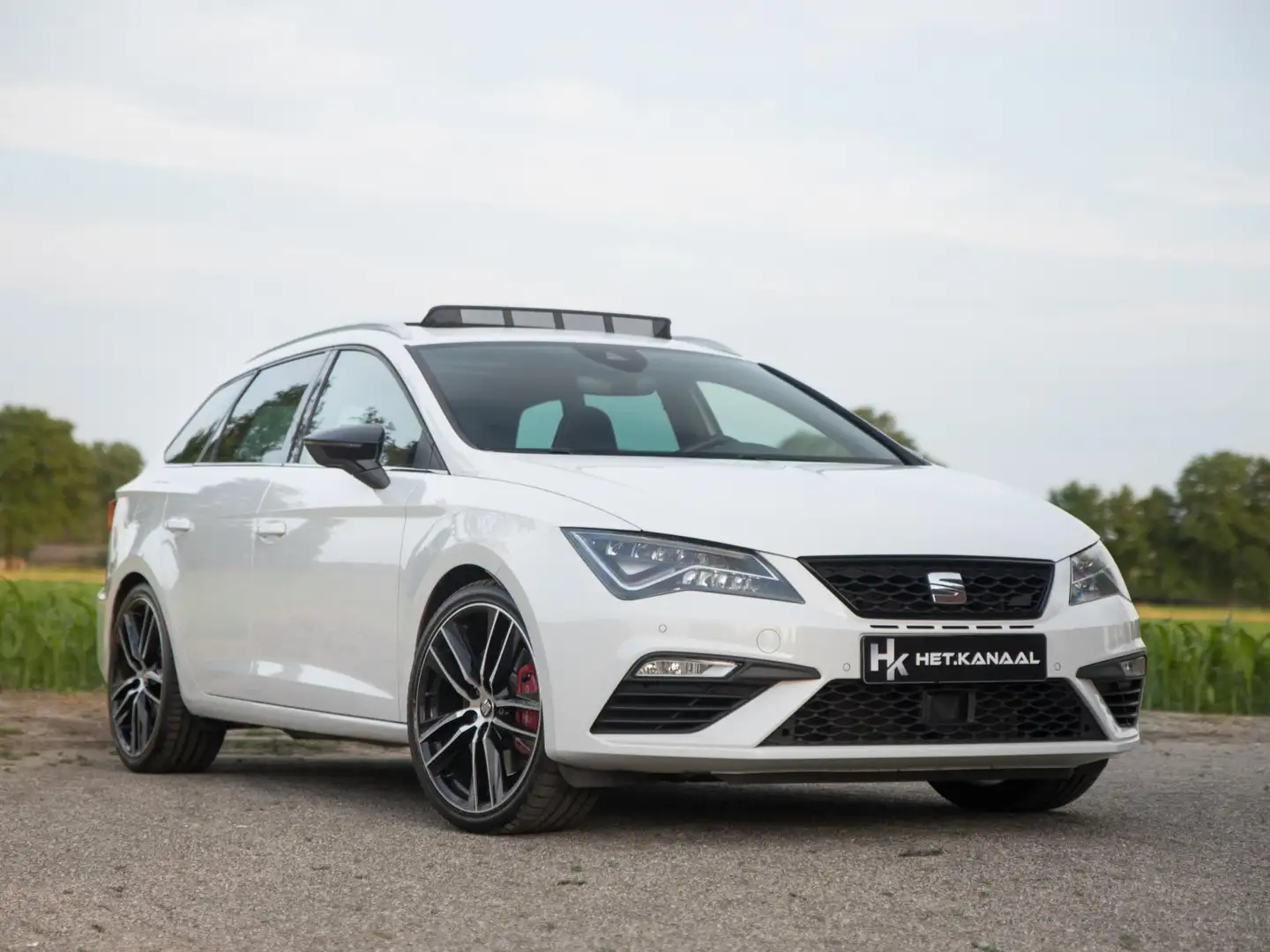 SEAT Leon ST 2.0 CUPRA 300 4DRIVE Pano Schaal ACC - 1