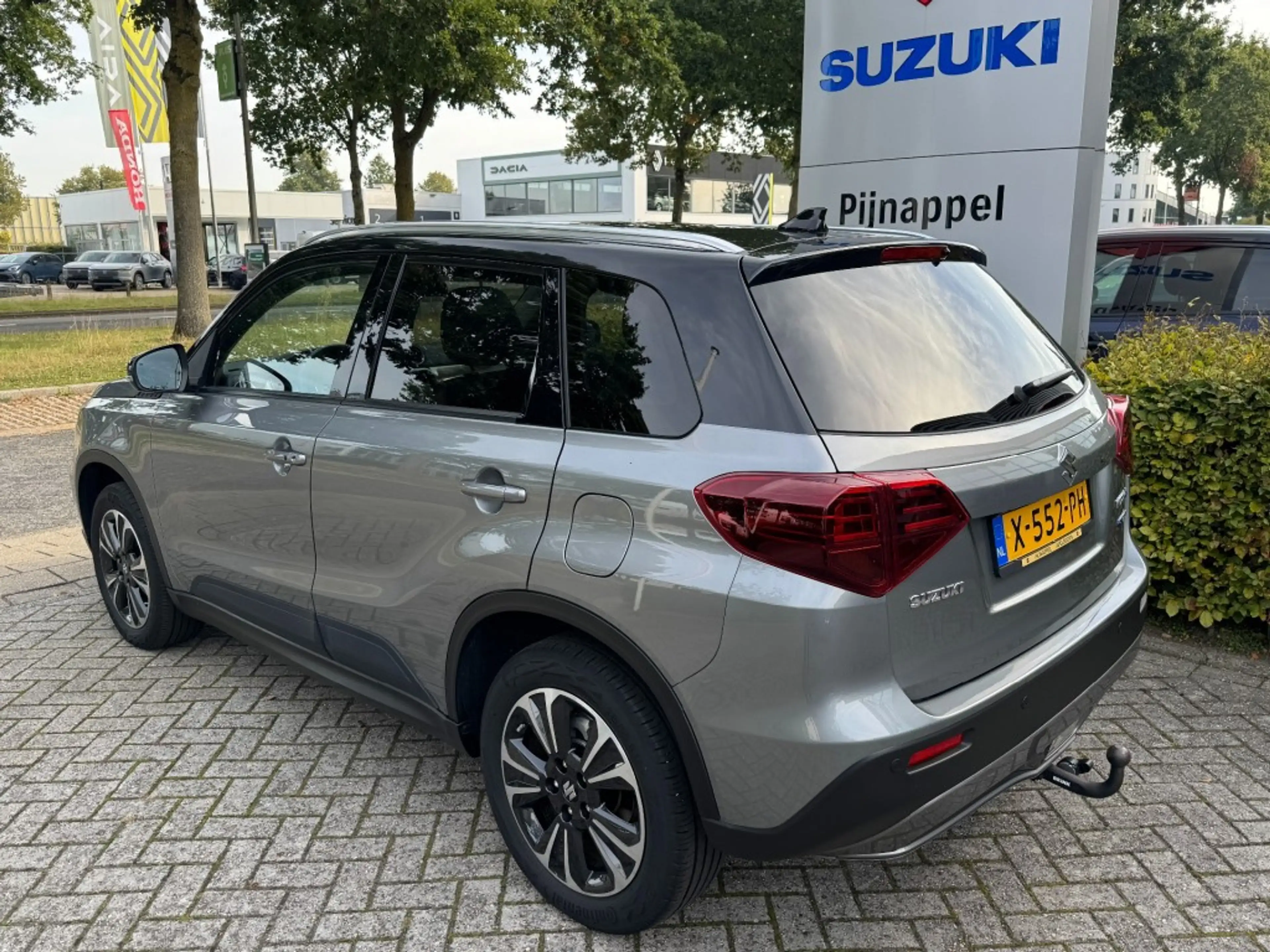 Suzuki Vitara 1.5 Style Hybrid AUTOMAAT Pano-dak / Trekhaak afne — photo 6