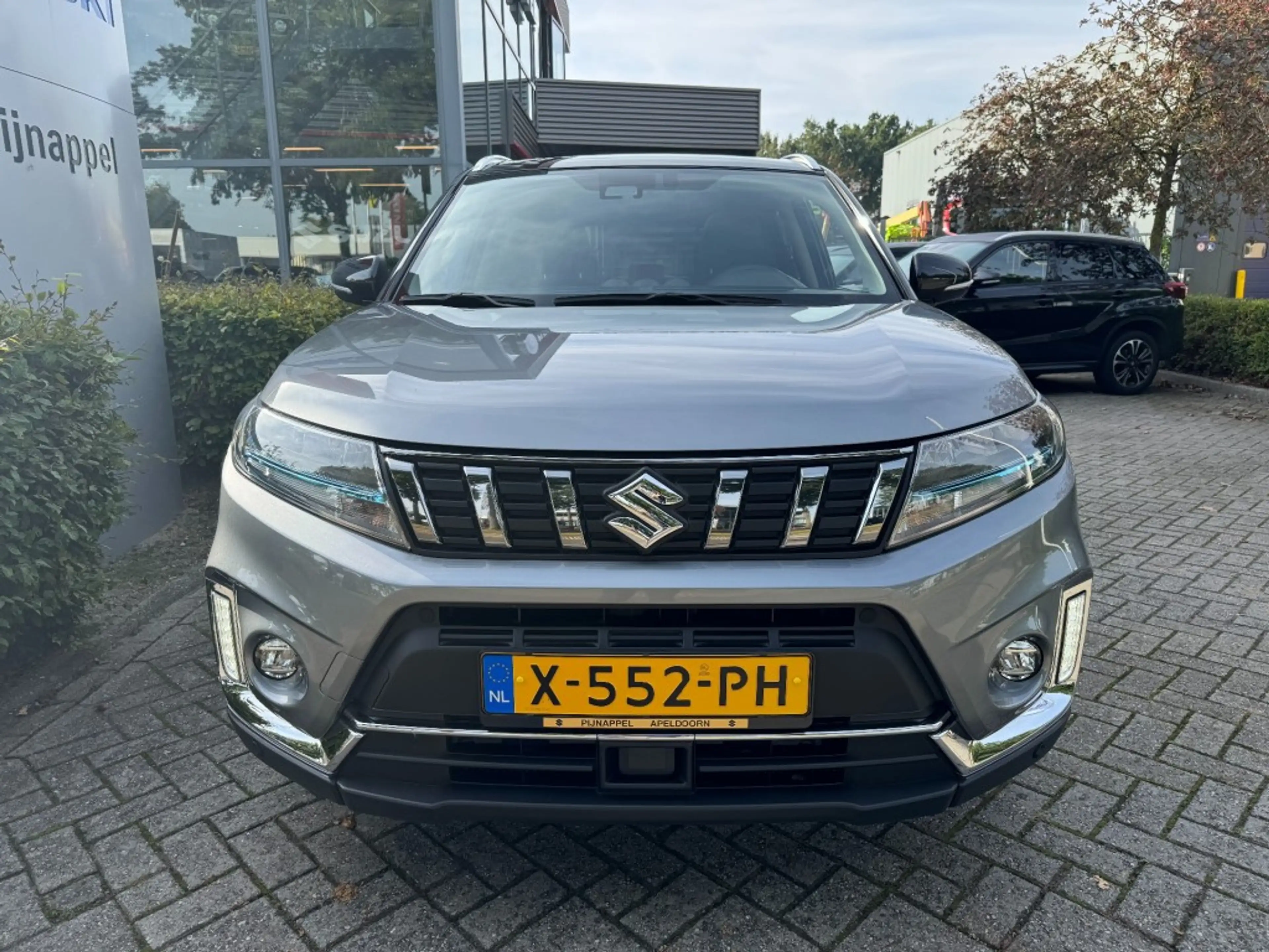 Suzuki Vitara 1.5 Style Hybrid AUTOMAAT Pano-dak / Trekhaak afne — photo 4