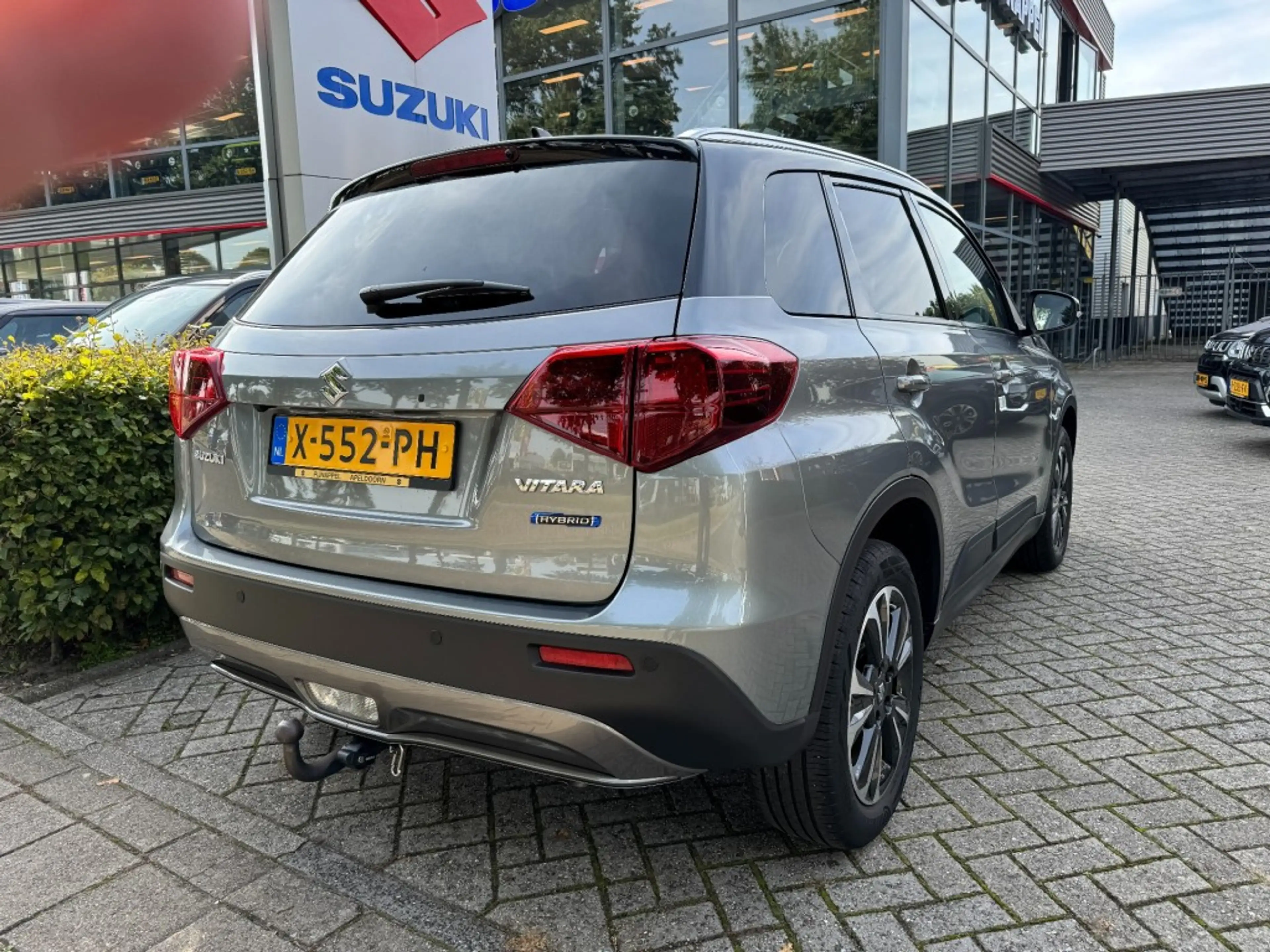 Suzuki Vitara 1.5 Style Hybrid AUTOMAAT Pano-dak / Trekhaak afne — photo 9