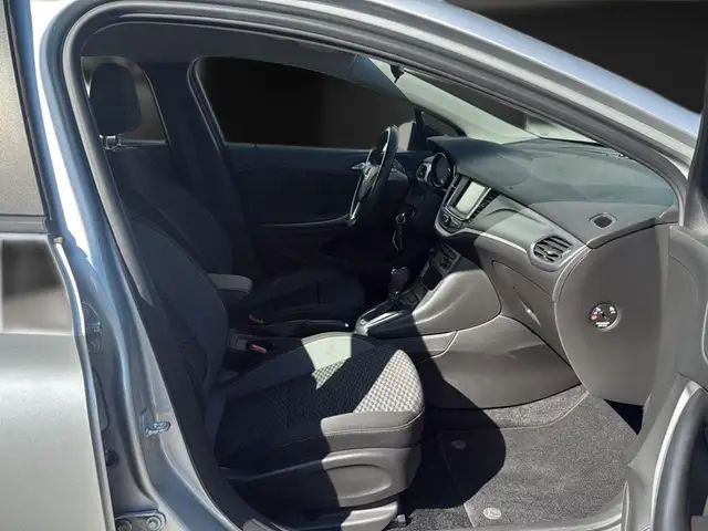 Opel Astra view 13