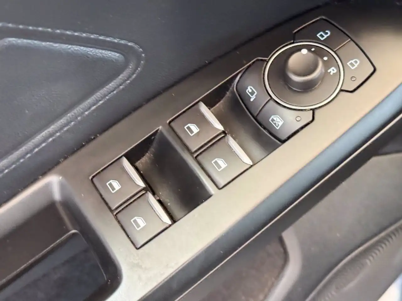 Ford Focus active 1.0t ecoboost h x 125cv, миниатюра 18