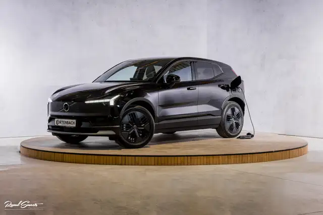 Volvo EX30 Cross Country Twin Motor Performance Ultra 69 kWh