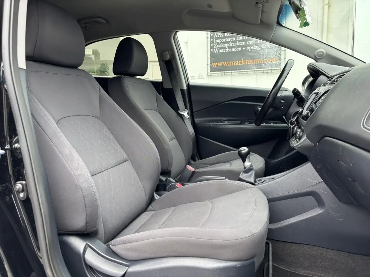 Kia Rio 1.2 CVVT Dream Team Navi Camera Parkeersensoren Nero - 2
