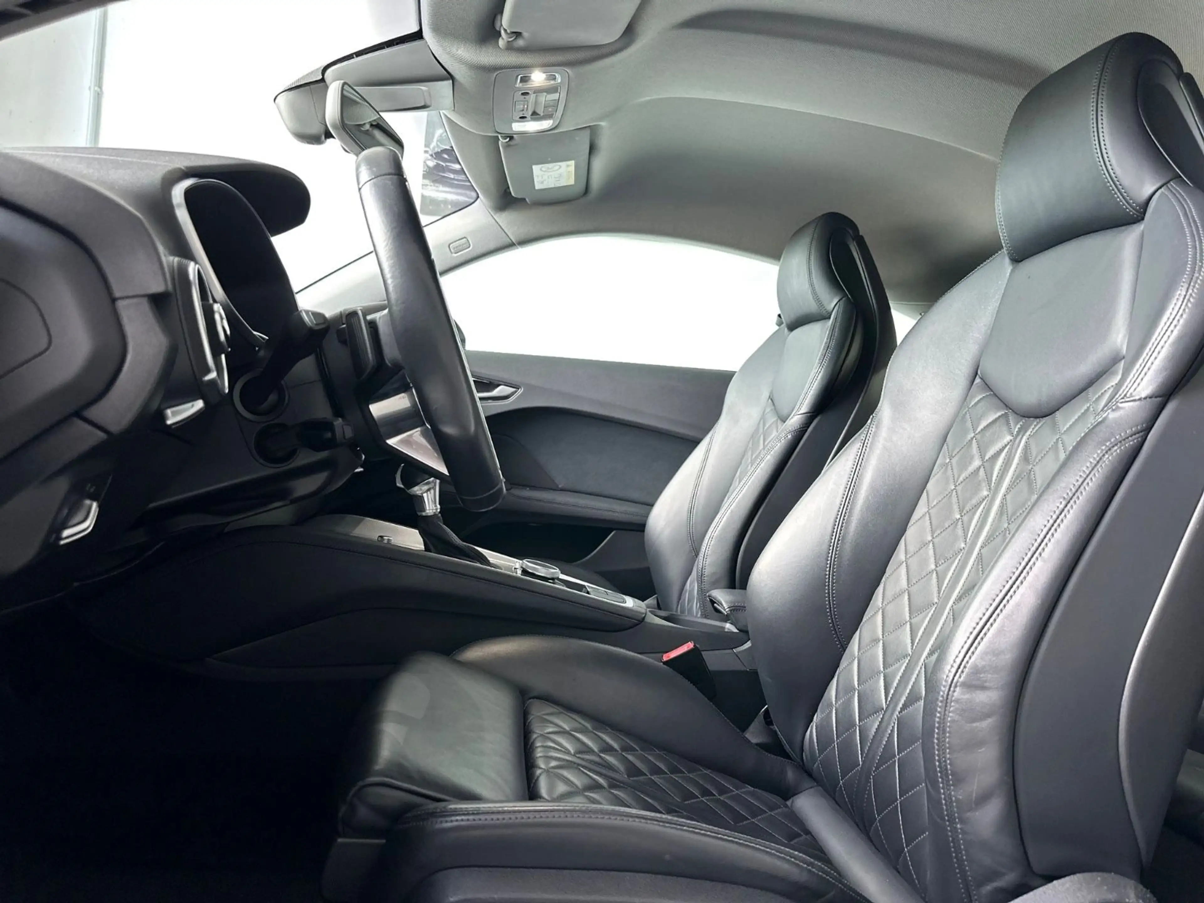 Audi TT Coupe 2.0 TFSI quattro S Line Sport Voll-Serv — photo 4