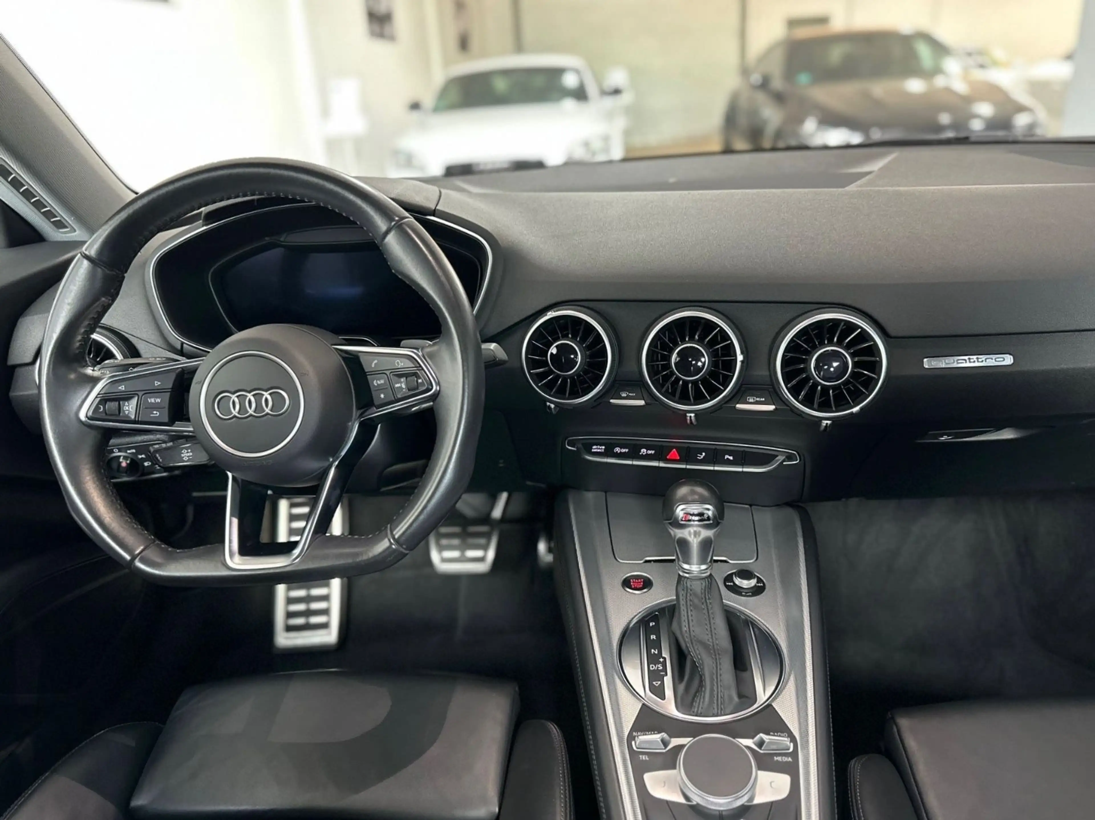 Audi TT Coupe 2.0 TFSI quattro S Line Sport Voll-Serv — photo 11