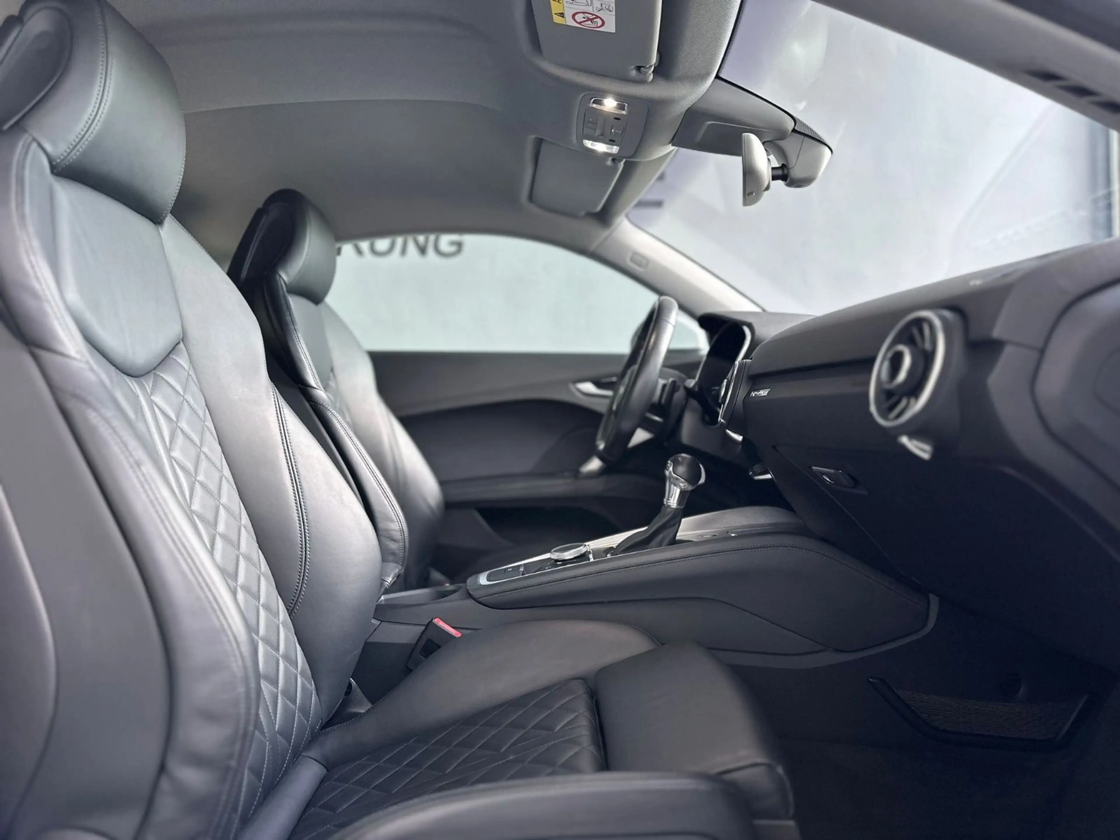Audi TT Coupe 2.0 TFSI quattro S Line Sport Voll-Serv — photo 8