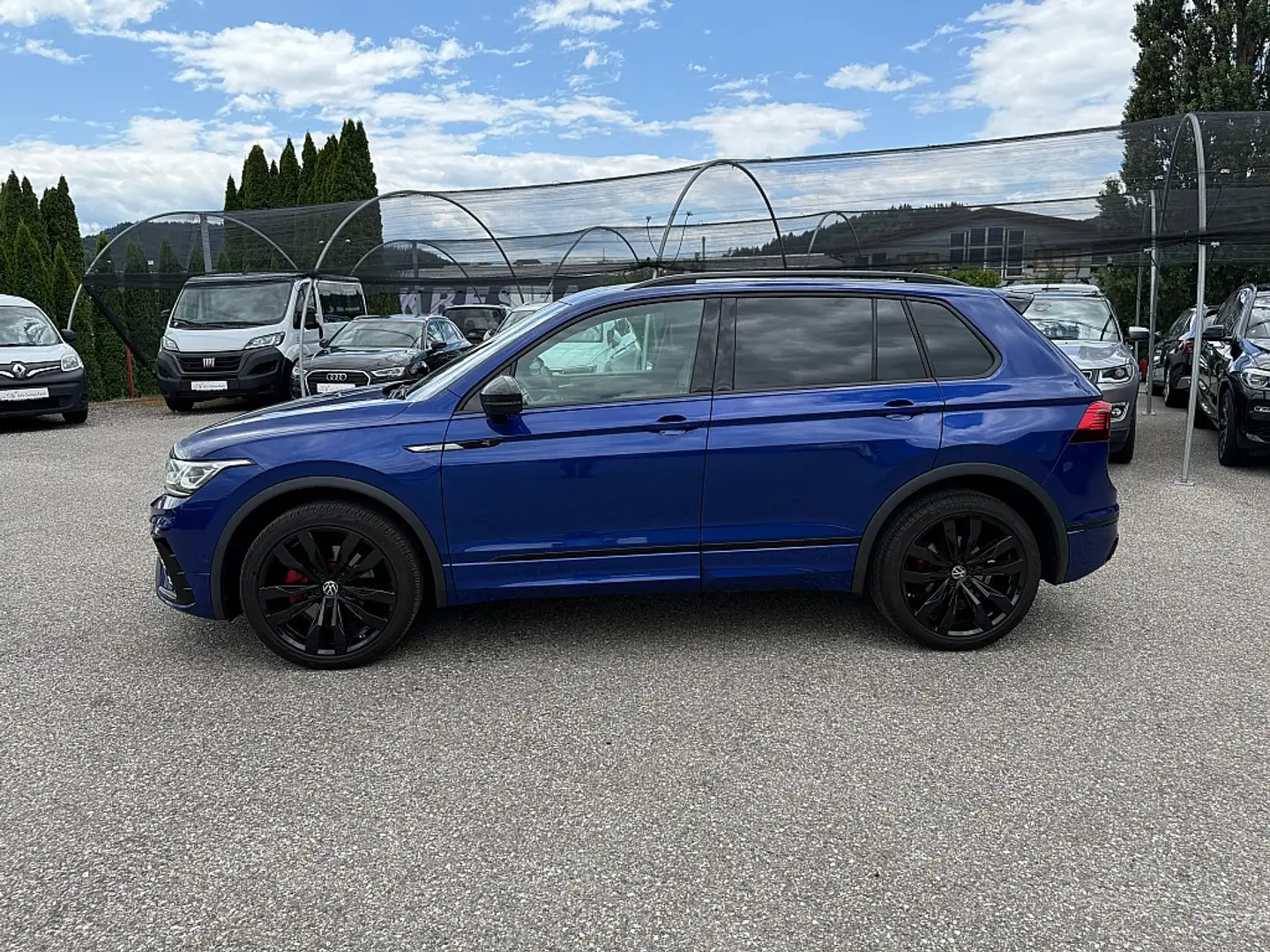 Volkswagen Tiguan 2,0 TDI 4Motion R-Line DSG Blau - 2