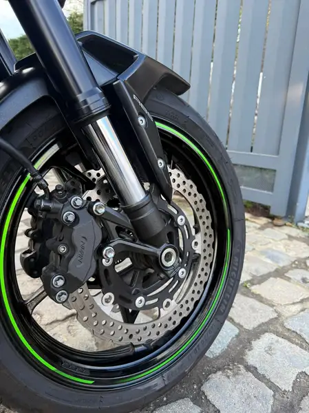 Kawasaki Z 900 - foto 5