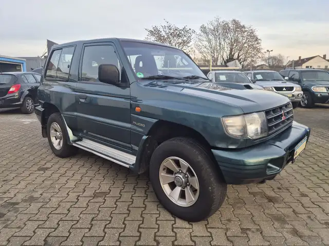 Mitsubishi Pajero TD Classic 2500 *nur 133 Tkm / Grüne Plakette*