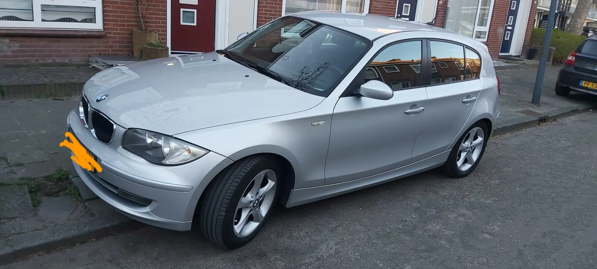 BMW 118 118i Business Line Zilver - 1