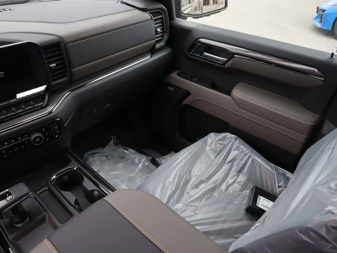 Chevrolet Silverado 1500 снимка Chevrolet Silverado 1500