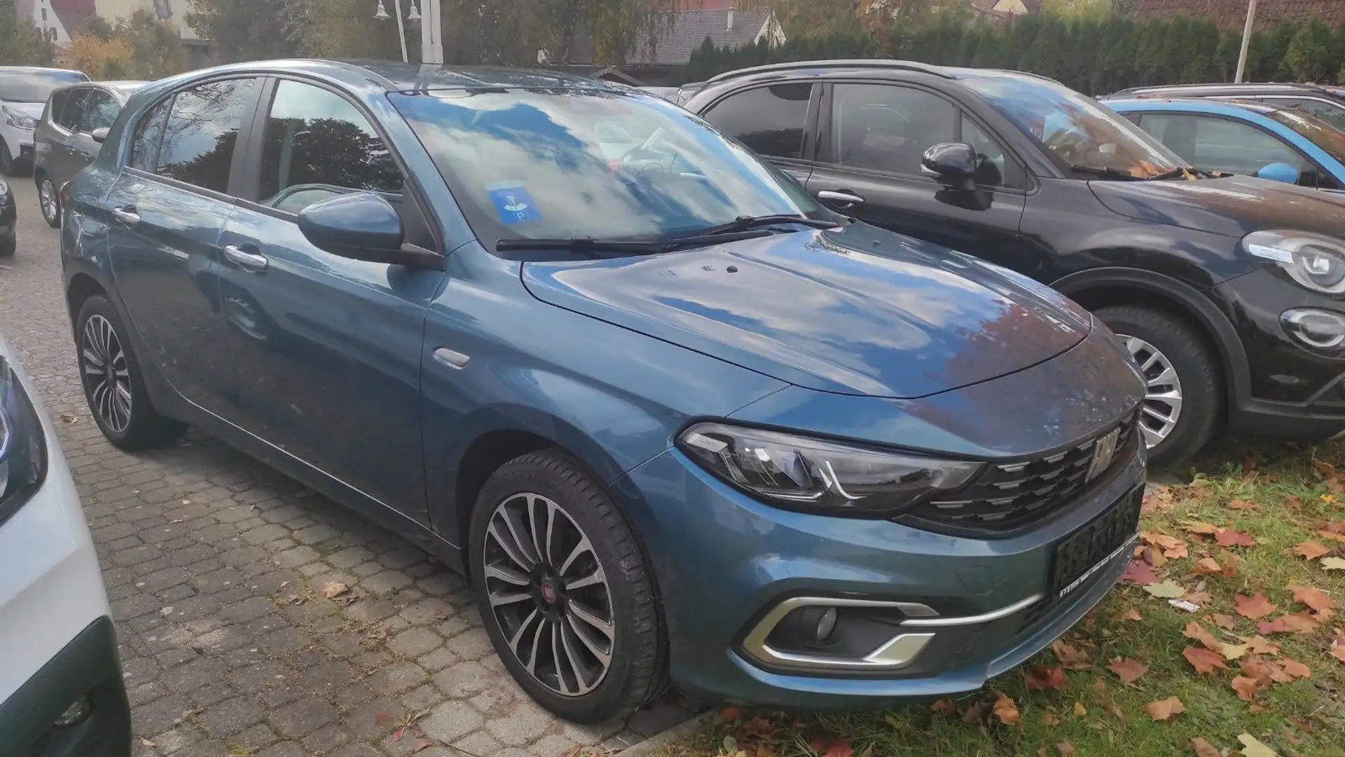 Fiat Tipo City Life 1,5 GSE 130 PS DCT Blau - 1