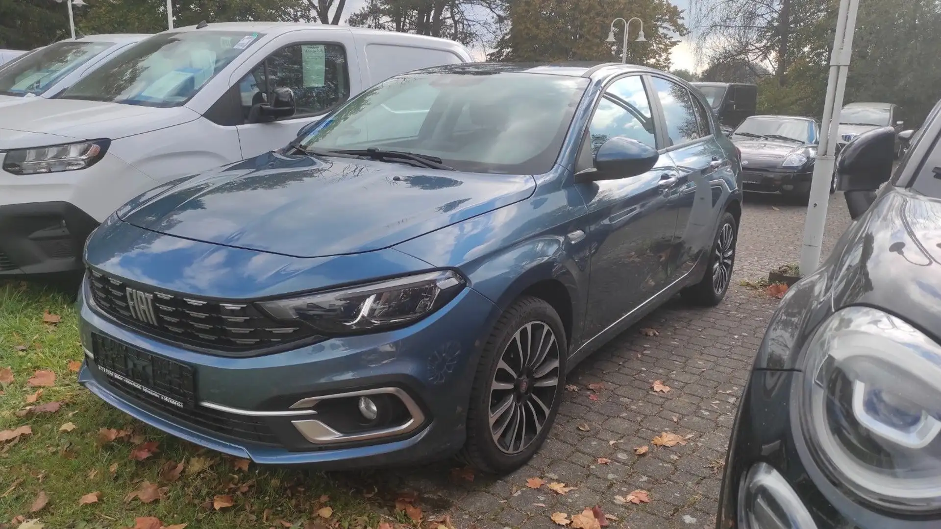 Fiat Tipo City Life 1,5 GSE 130 PS DCT Blau - 2