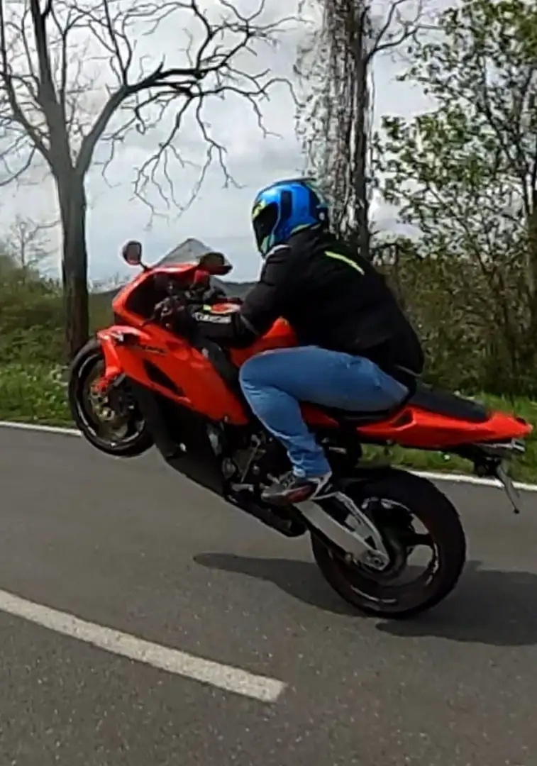 Honda CBR 1000 Rosso - 1