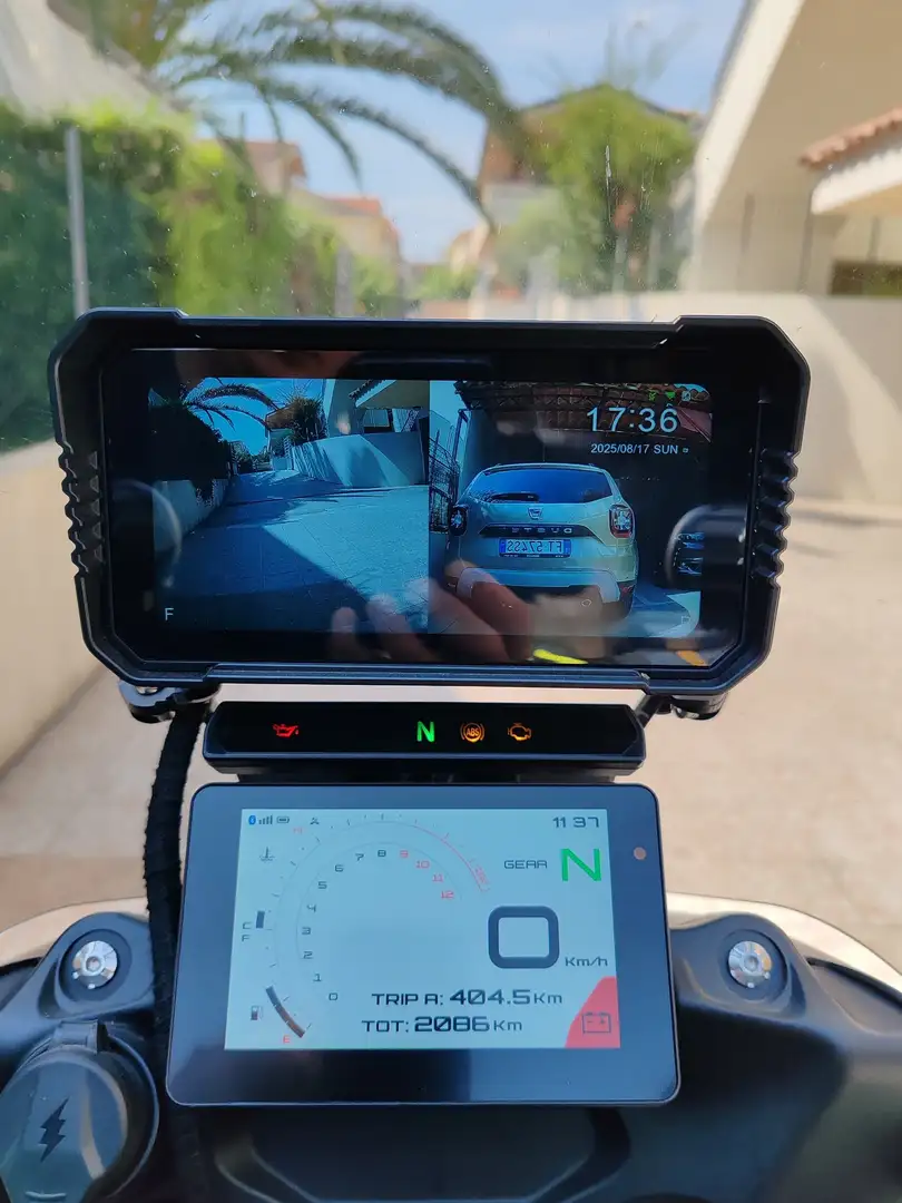 Benelli TRK 702 full optional Czarny - 1