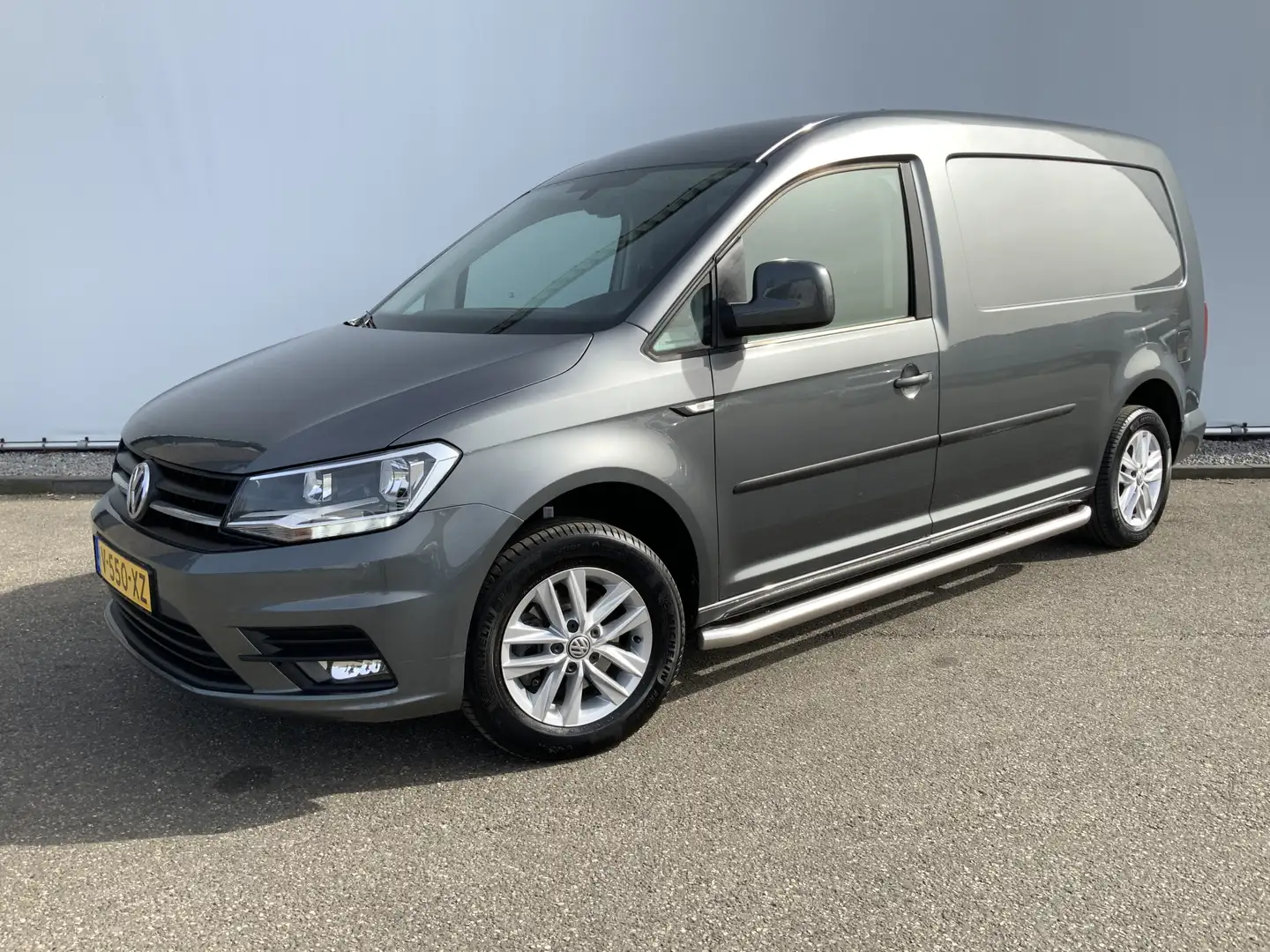 Volkswagen Caddy 2.0 TDI L2H1 BMT Maxi Exclusive Edtion Airco Navi Gris - 1