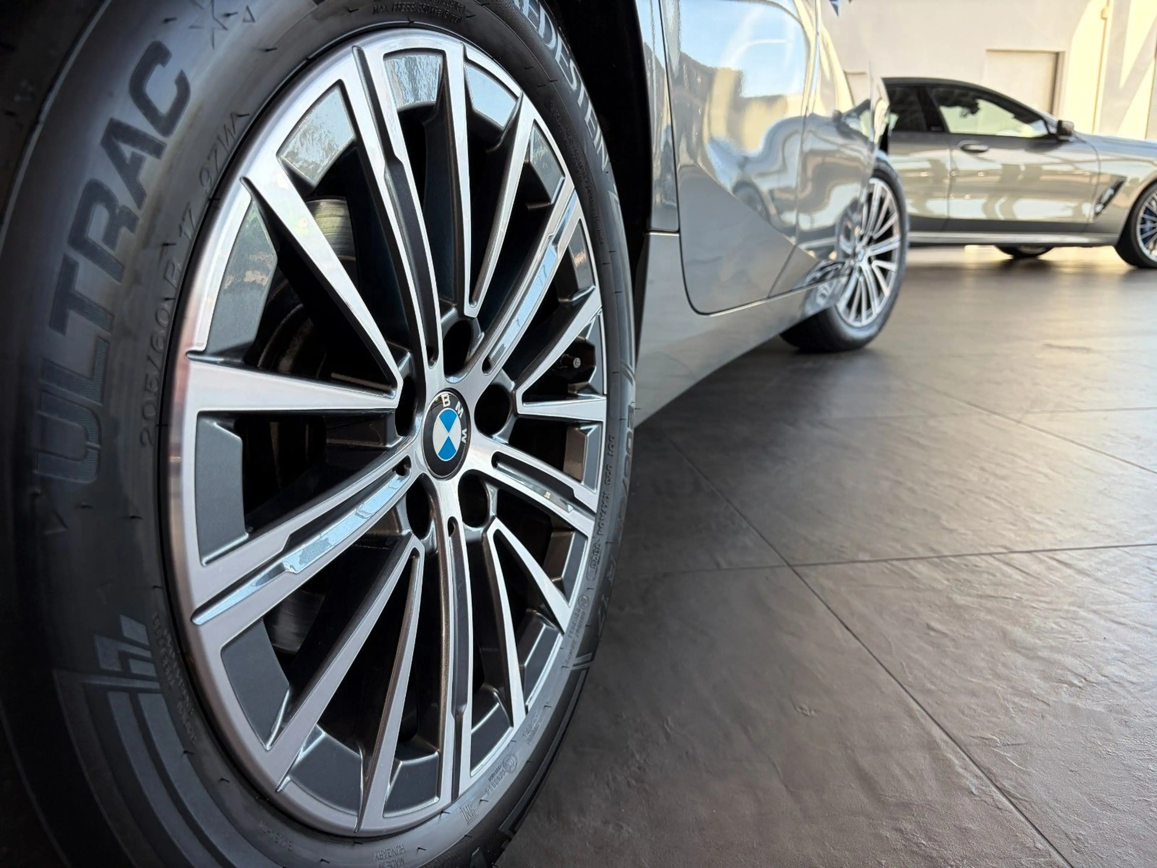BMW 218 218D ACTIVE TOURER #LUXURY LINE #AHK #FACELIFT — photo 10