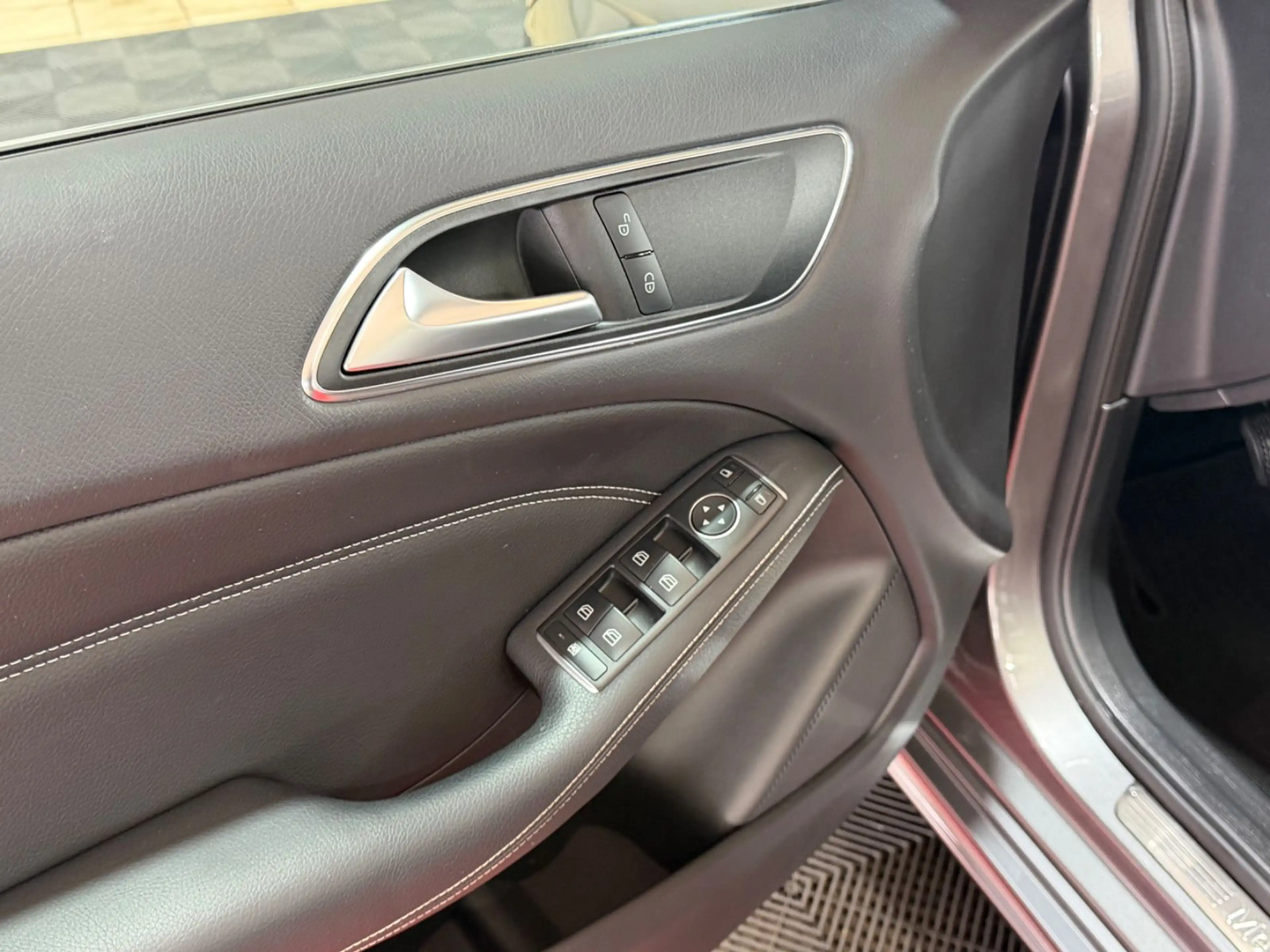 Mercedes-Benz B 200 Edition*LED*KAMERA*AUTOMATIK* — photo 9