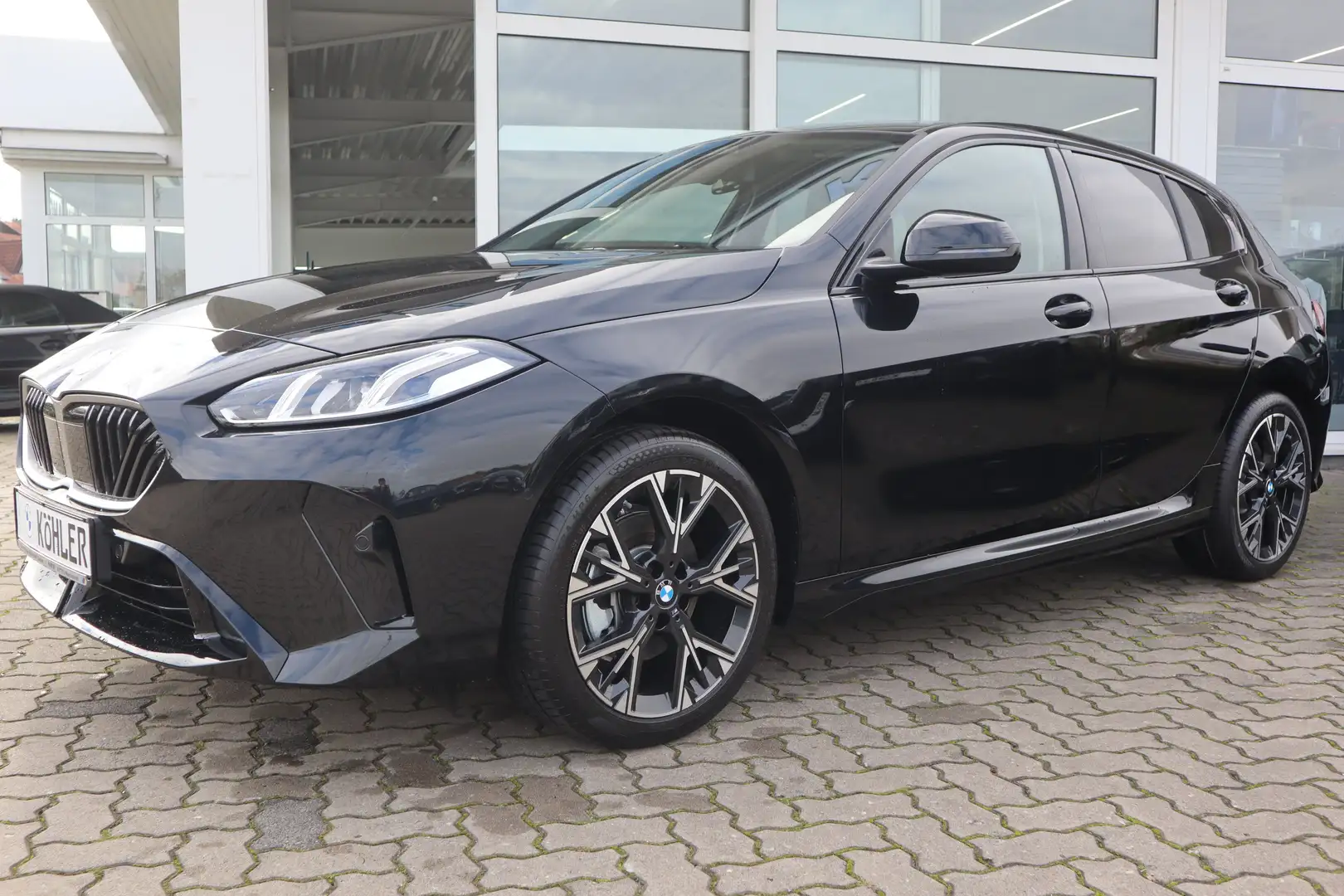 BMW 116 F70/M-Sport/RKF/DrivingAss./Sportsitze/DAB Schwarz - 1