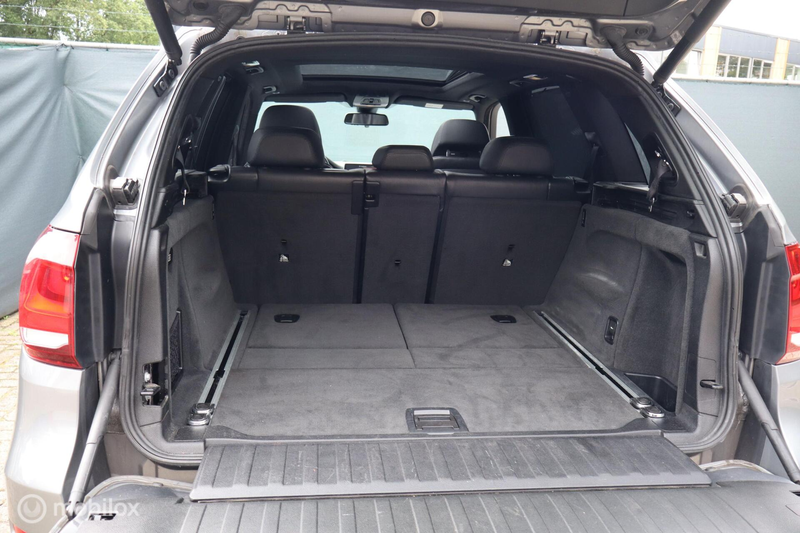 BMW X5 xDrive50i V8 7-zit volle auto! Pano| Head-up| M-Sp — photo 12