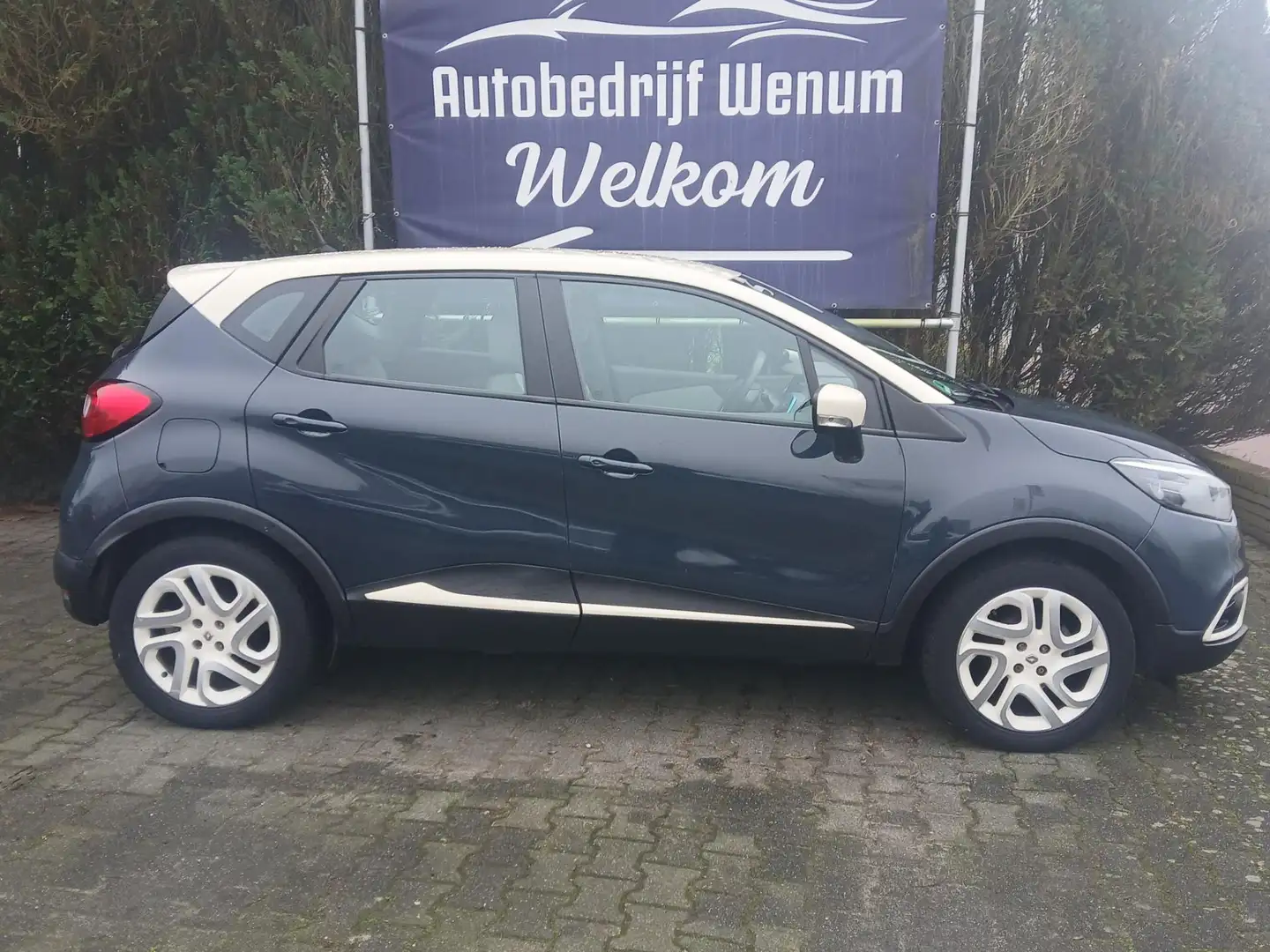 Renault Captur 0.9 TCe Expression AIRCO, LM velgen PDC achter, en Gris - 2
