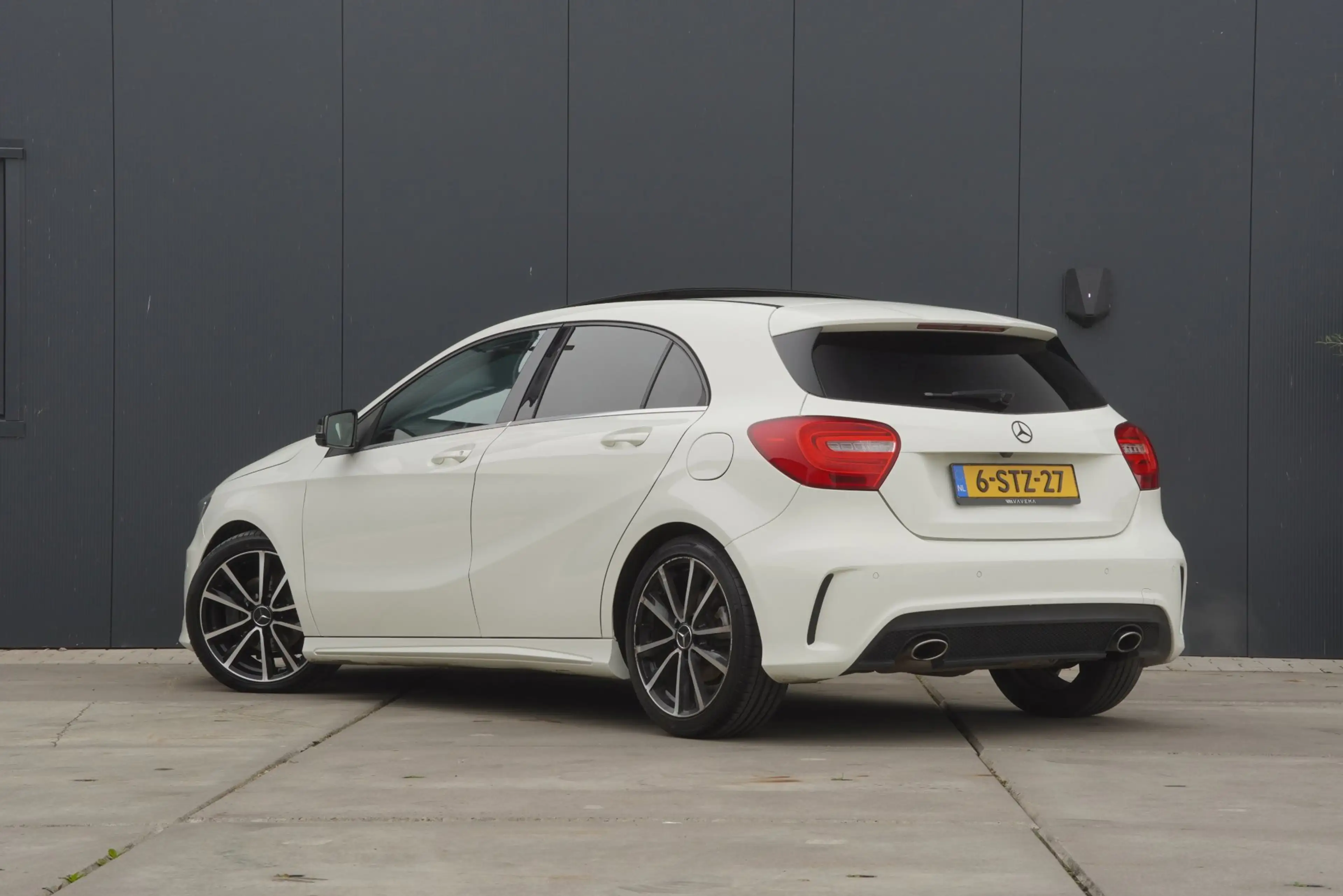 Mercedes-Benz A 180 A 180|2013|A180|AMG|Automaat|Pano|Sportstoelen|Tre — photo 4