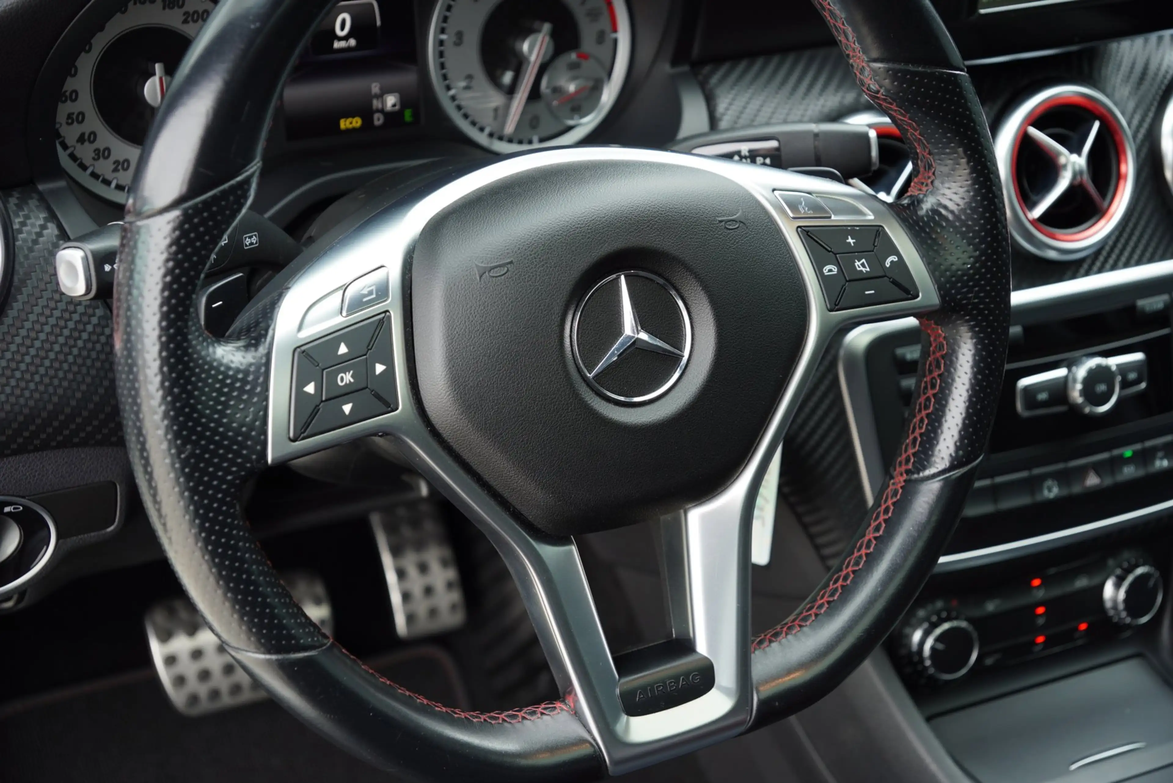 Mercedes-Benz A 180 A 180|2013|A180|AMG|Automaat|Pano|Sportstoelen|Tre — photo 12