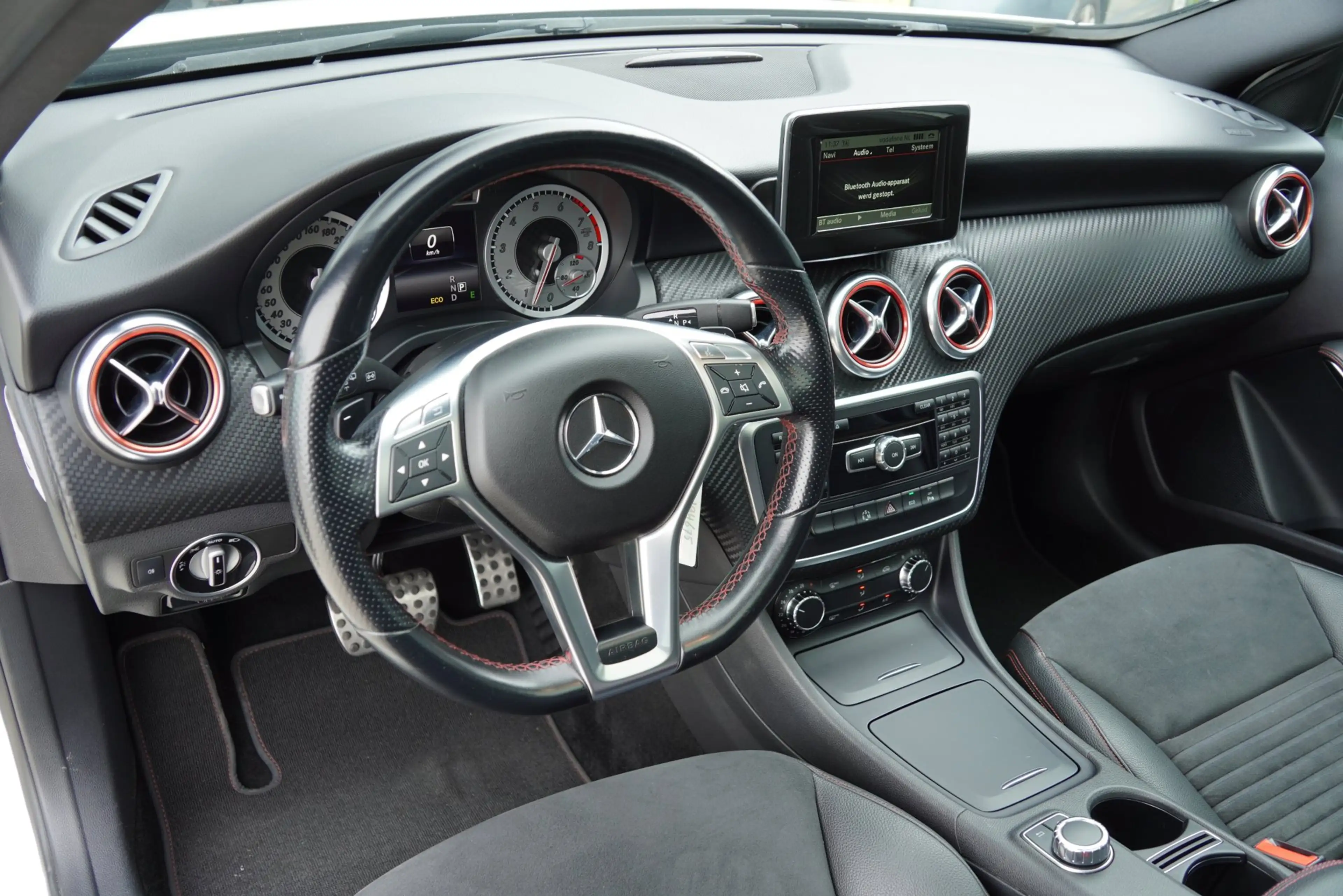 Mercedes-Benz A 180 A 180|2013|A180|AMG|Automaat|Pano|Sportstoelen|Tre — photo 11