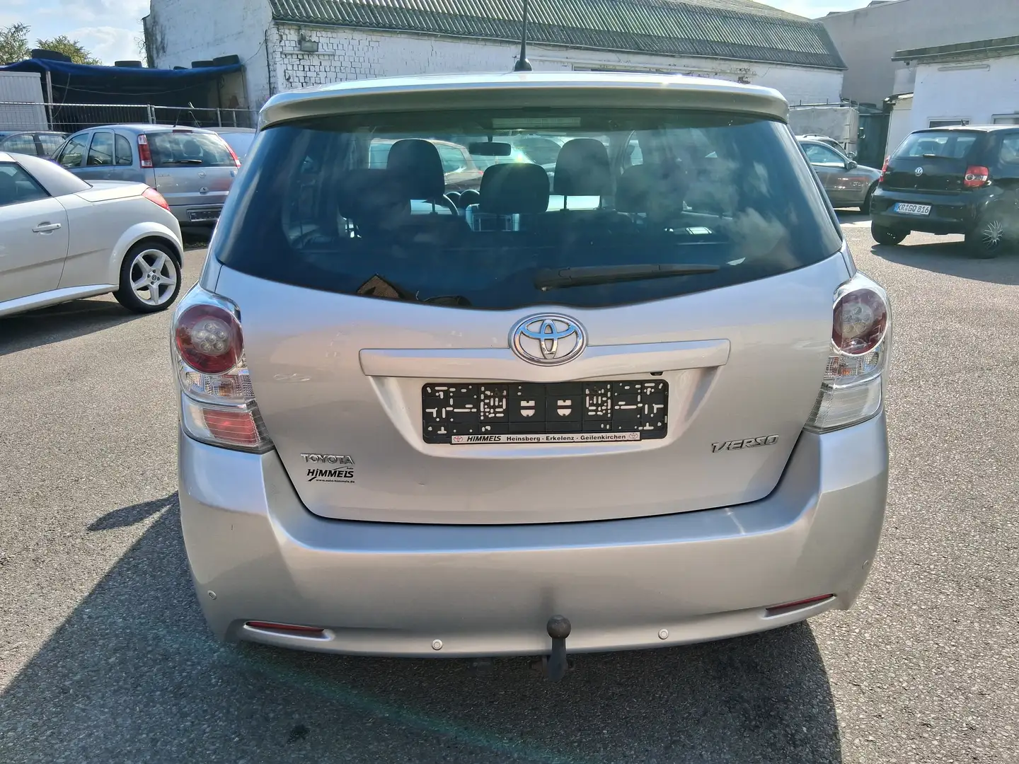 Toyota Verso Verso 1.6 Travel Silber - 2