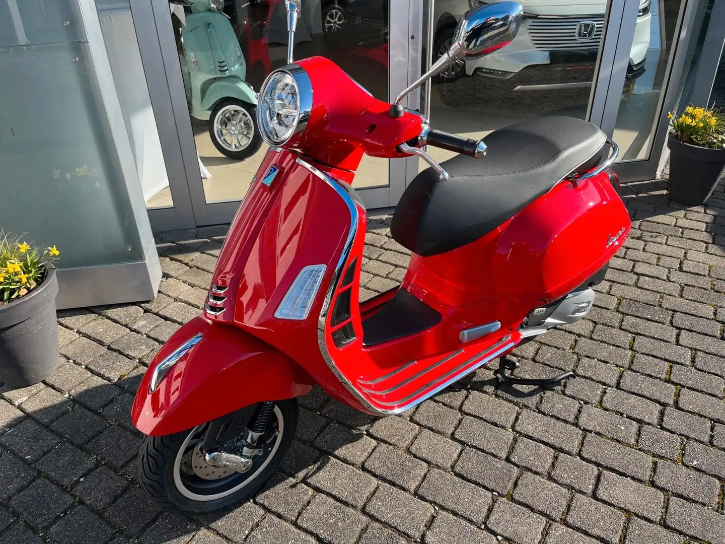 Vespa GTS 125 Super E5+ ABS sofort verfügbar Euro 5+ Rouge - 1