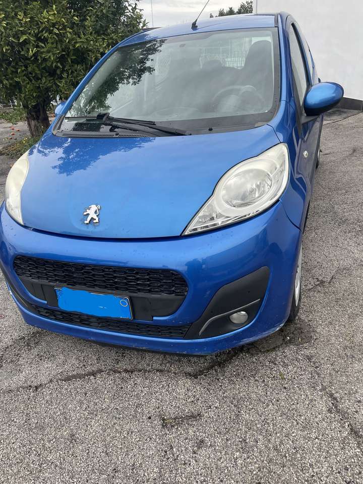 Peugeot 107 107 2012 5p 1.0 12v Active