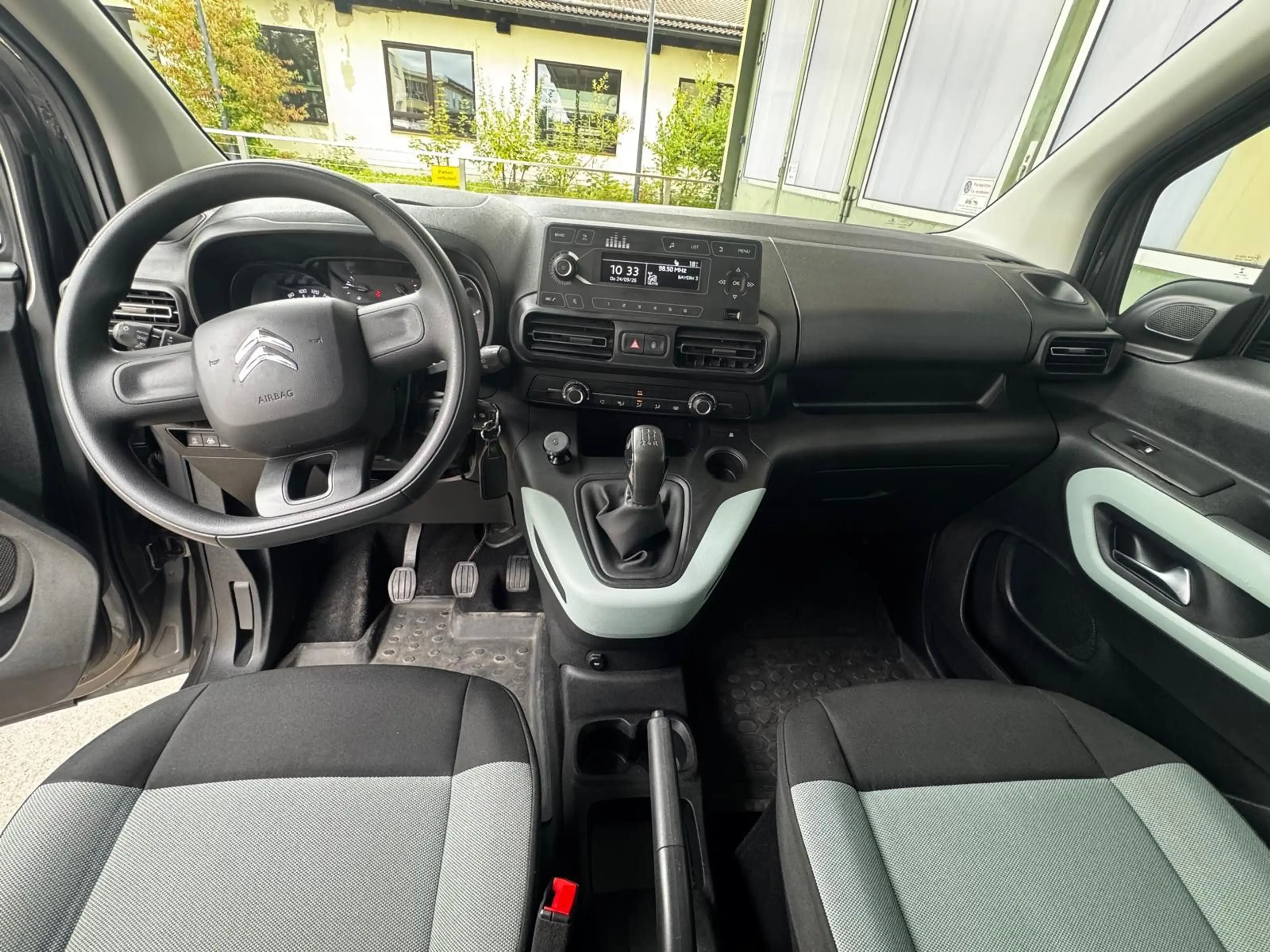 Citroen Berlingo Live  1.5 D Scheckheft +5-Sitze ++ — photo 6