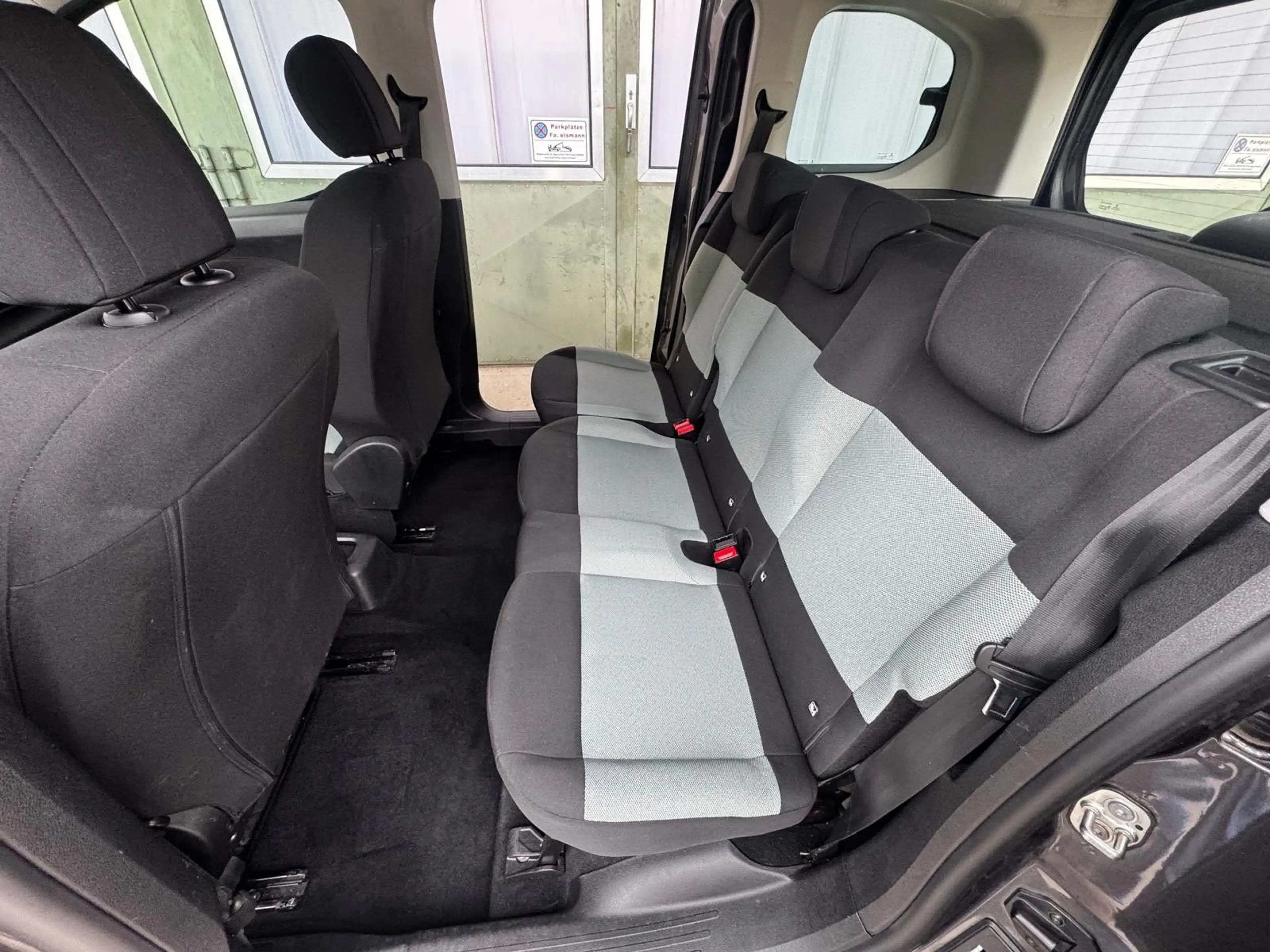 Citroen Berlingo Live  1.5 D Scheckheft +5-Sitze ++ — photo 9