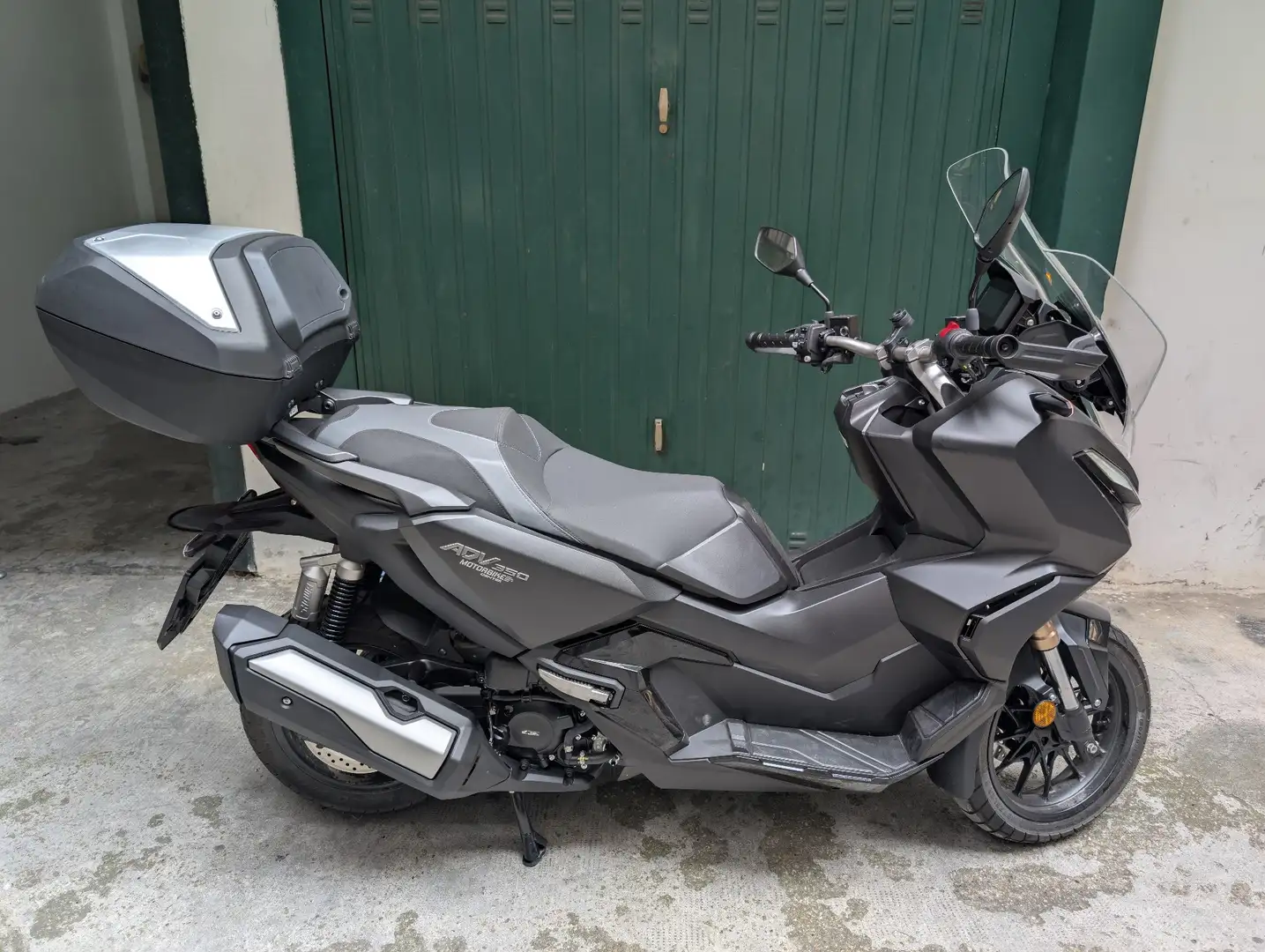 Honda ADV 350 Nero - 1