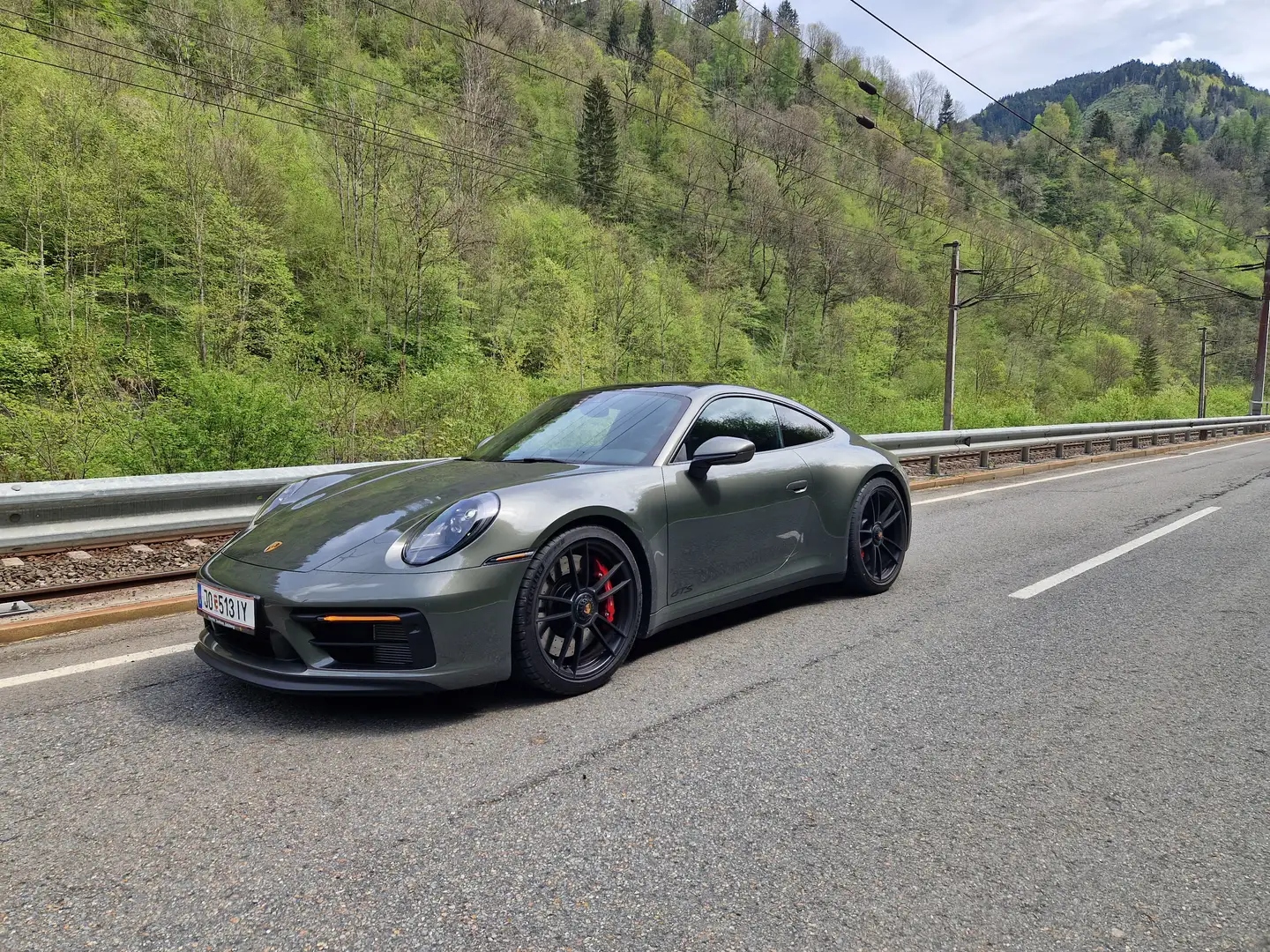 Porsche 992 911 Carrera 4 Coupe GTS Mwst. ausw. Grün - 1