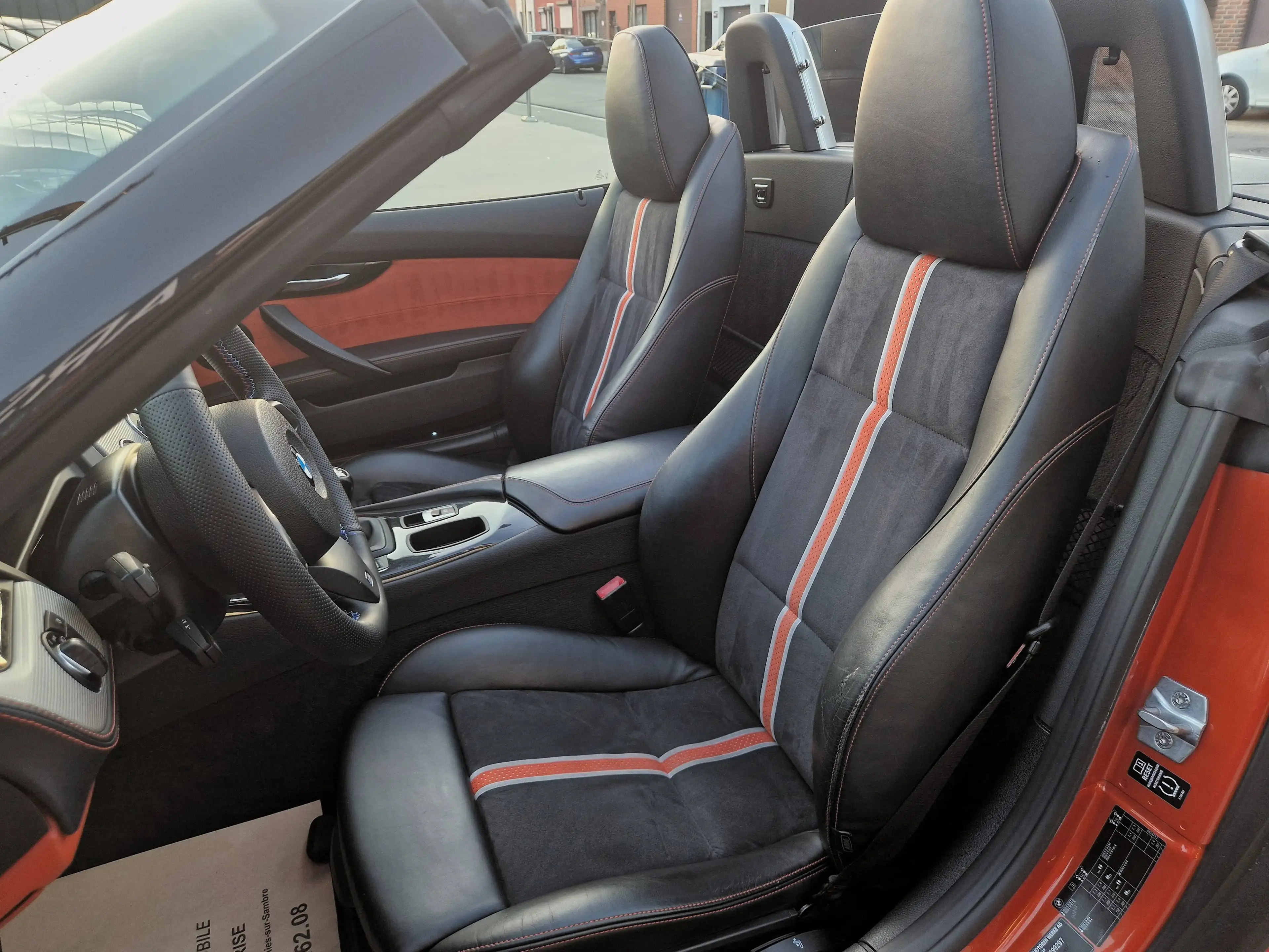 BMW Z4 2.0i sDrive18i PACK M - SERIE SPECIALE - HARDTOP - LED - XENON - SIEGE CHAUFFANT - JANTES 19 — photo 10