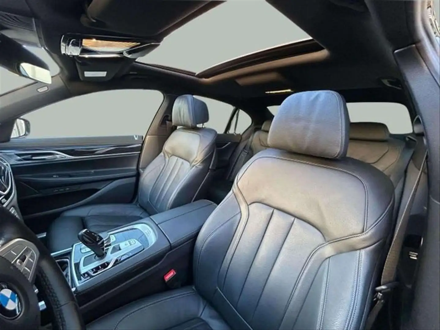 BMW Active Hybrid X6 740d xDrive Schwarz - 2